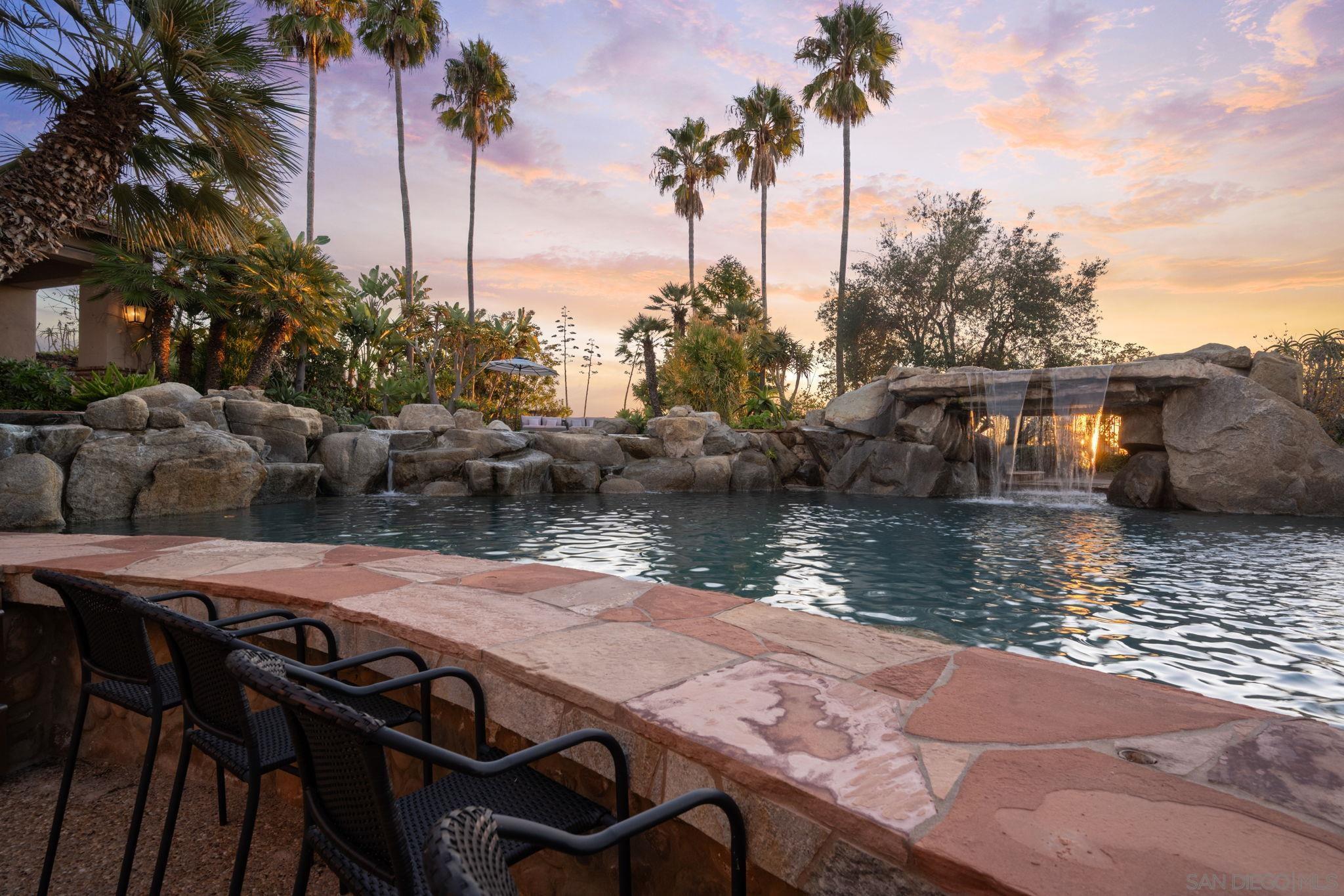 Detail Gallery Image 39 of 43 For 7910  Nathaniel Ct, San Diego,  CA 92127 - 6 Beds | 4/1 Baths