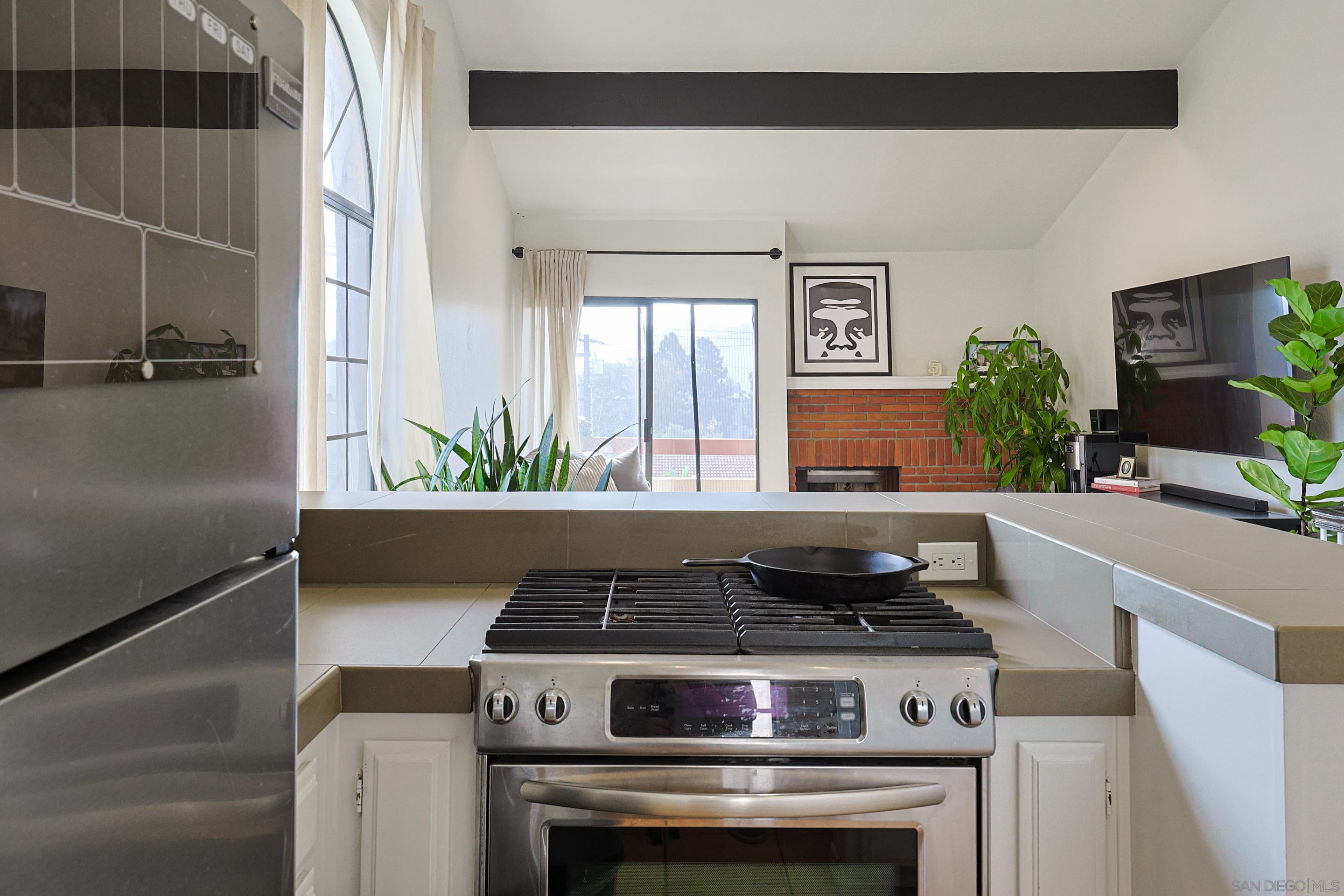 Detail Gallery Image 16 of 45 For 1118  Fresno St  #1,  San Diego,  CA 92111 - 1 Beds | 1/1 Baths