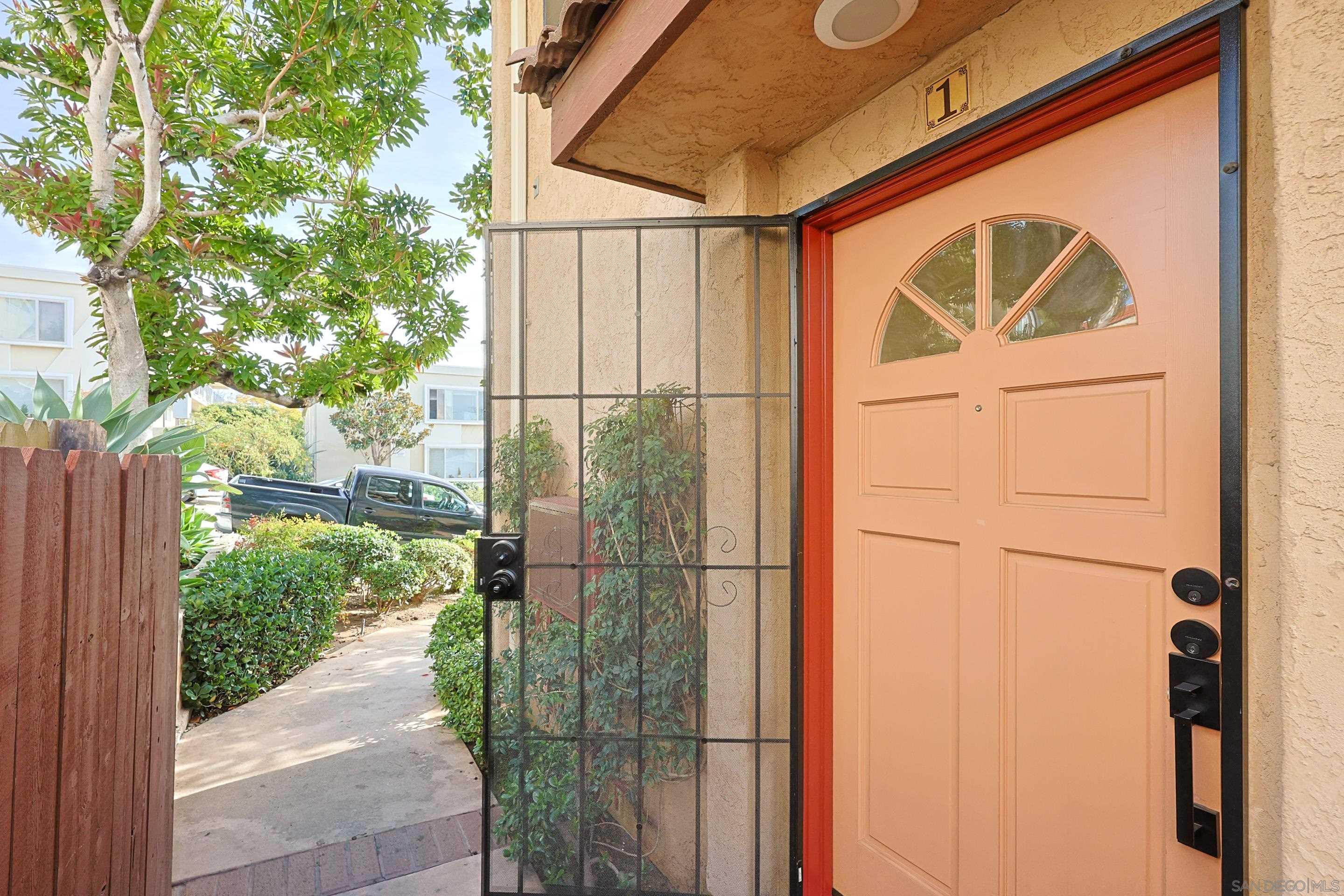 Detail Gallery Image 34 of 45 For 1118  Fresno St  #1,  San Diego,  CA 92111 - 1 Beds | 1/1 Baths