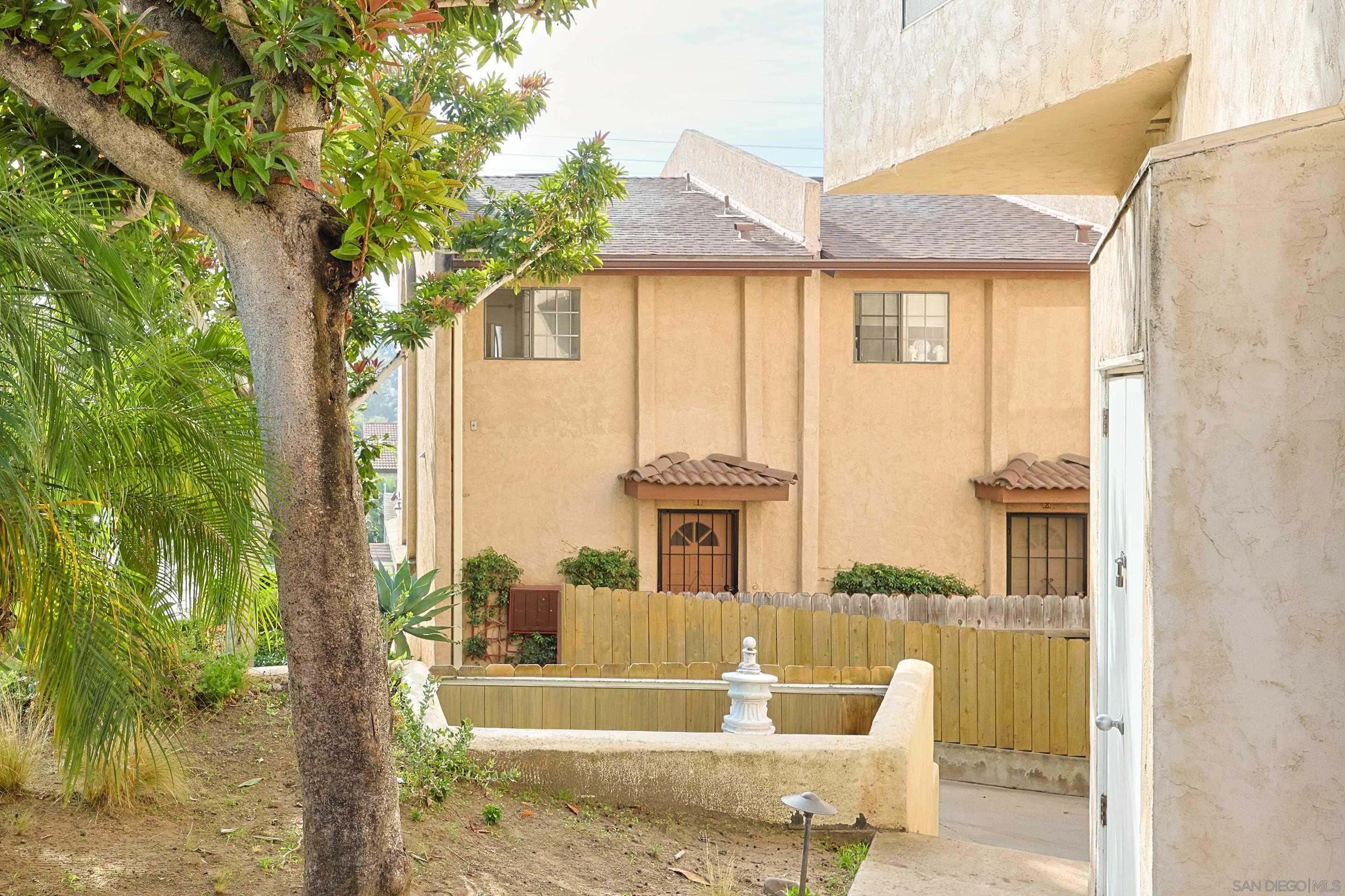 Detail Gallery Image 39 of 45 For 1118  Fresno St  #1,  San Diego,  CA 92111 - 1 Beds | 1/1 Baths