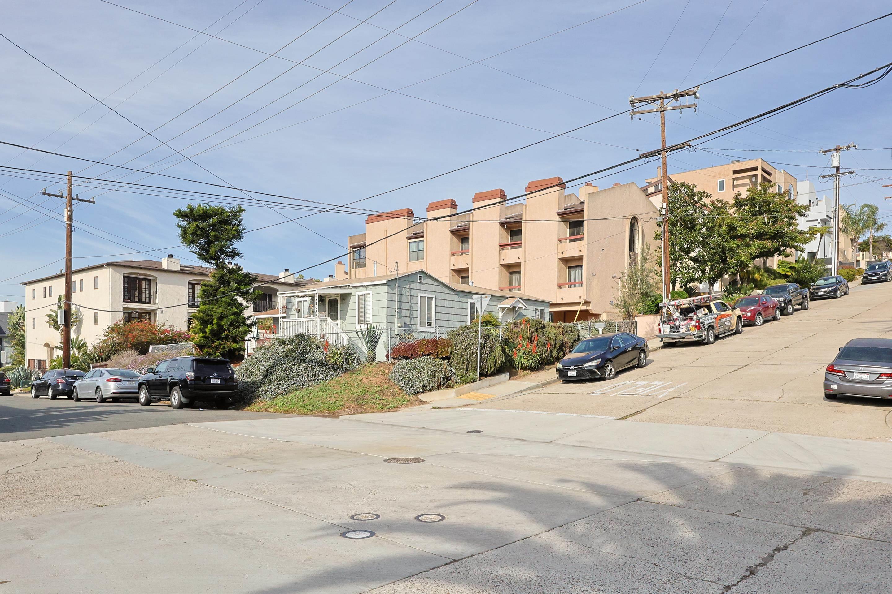 Detail Gallery Image 45 of 45 For 1118  Fresno St  #1,  San Diego,  CA 92111 - 1 Beds | 1/1 Baths