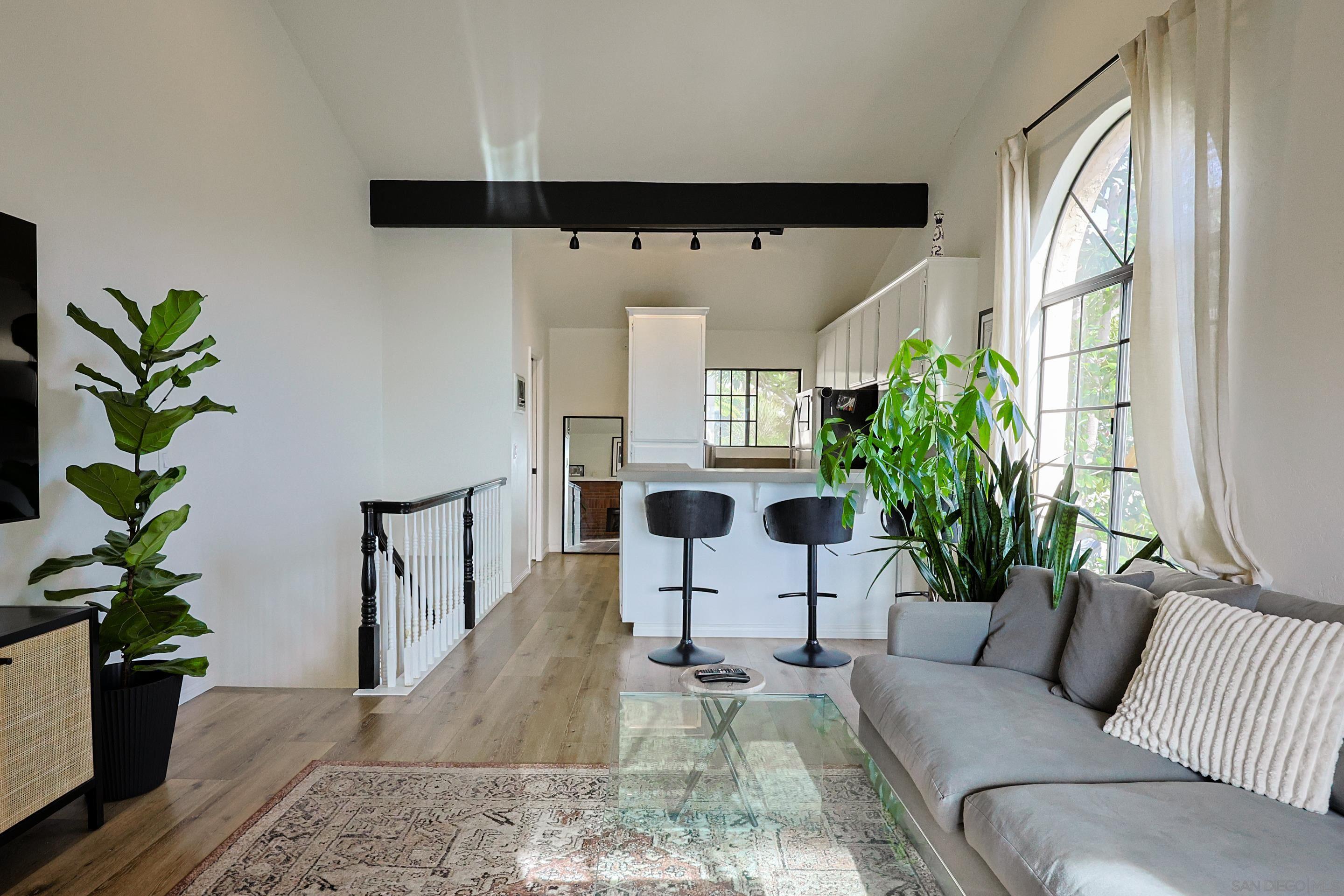 Detail Gallery Image 8 of 45 For 1118  Fresno St  #1,  San Diego,  CA 92111 - 1 Beds | 1/1 Baths