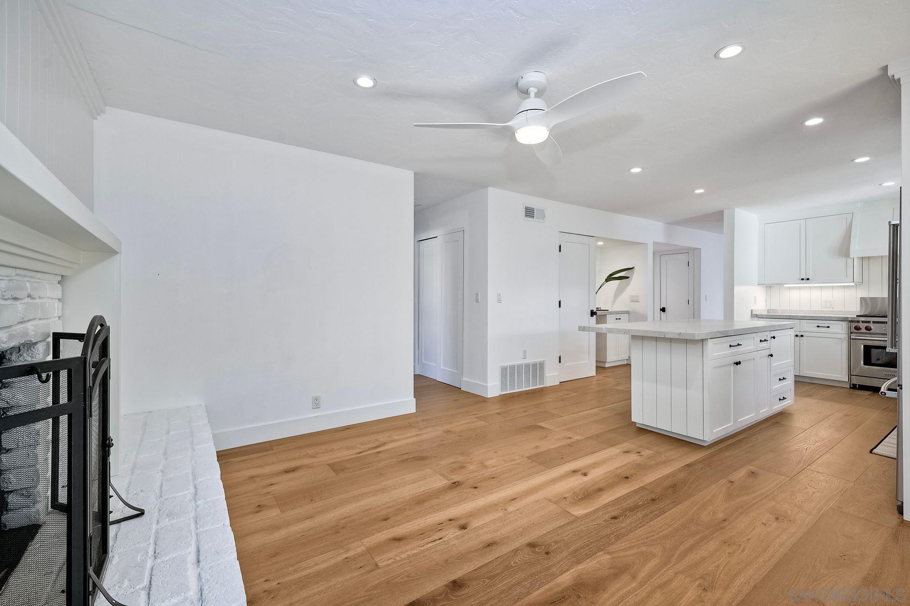 Detail Gallery Image 15 of 29 For 1311  Crestridge Dr, Oceanside,  CA 92054 - 3 Beds | 3 Baths