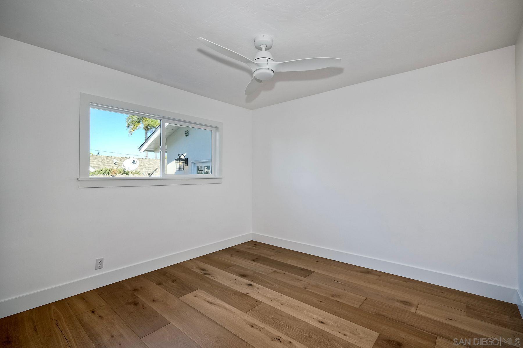 Detail Gallery Image 17 of 29 For 1311  Crestridge Dr, Oceanside,  CA 92054 - 3 Beds | 3 Baths