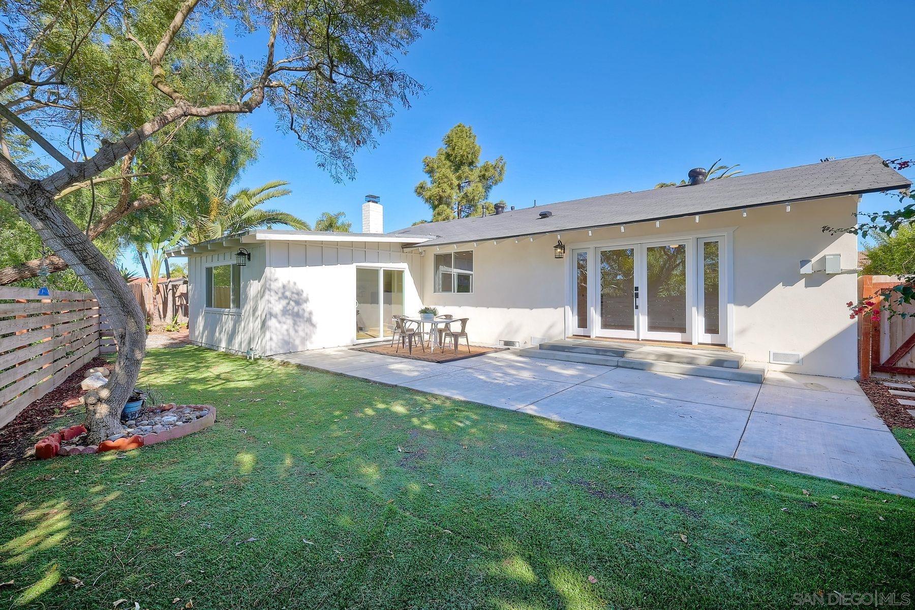 Detail Gallery Image 27 of 29 For 1311  Crestridge Dr, Oceanside,  CA 92054 - 3 Beds | 3 Baths