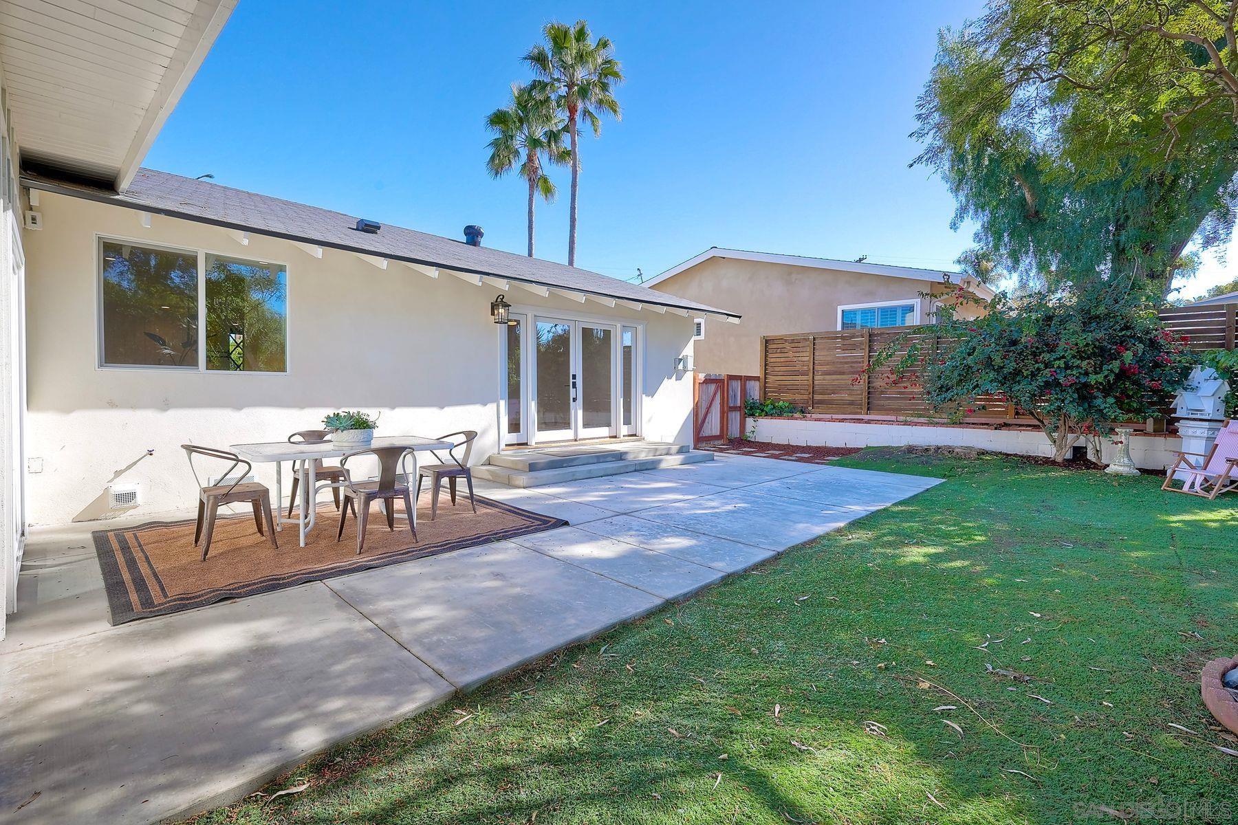 Detail Gallery Image 28 of 29 For 1311  Crestridge Dr, Oceanside,  CA 92054 - 3 Beds | 3 Baths