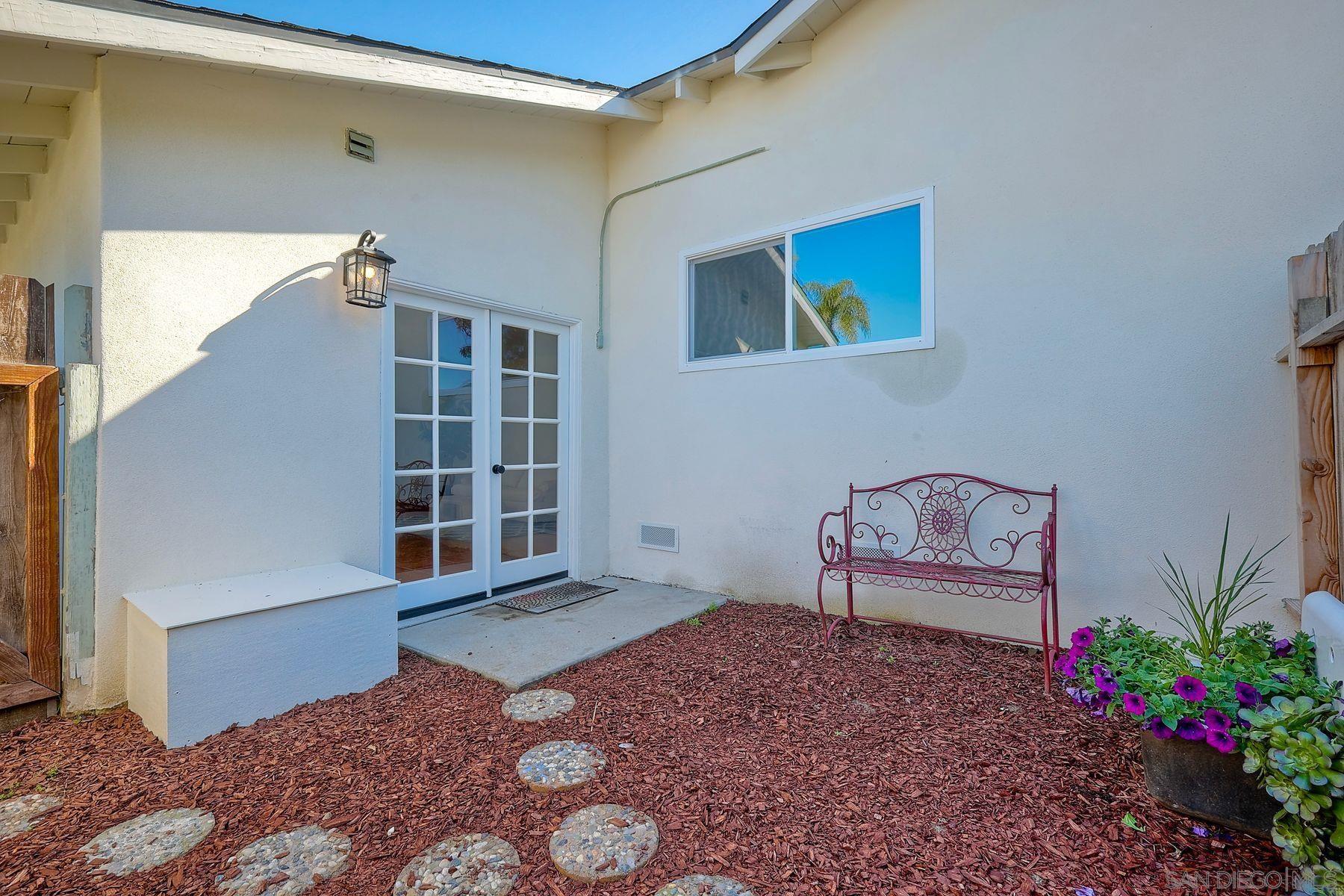 Detail Gallery Image 29 of 29 For 1311  Crestridge Dr, Oceanside,  CA 92054 - 3 Beds | 3 Baths