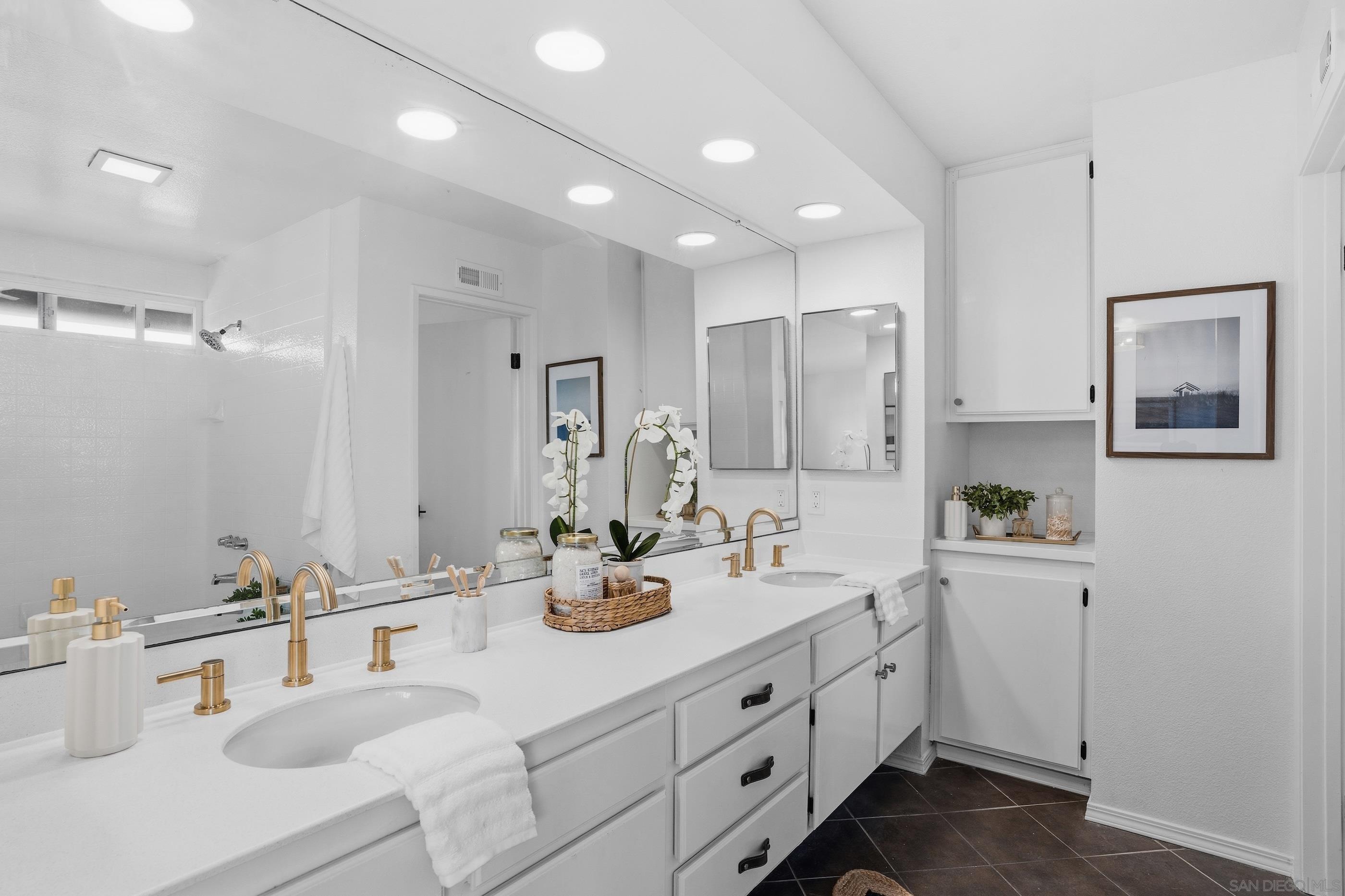 Detail Gallery Image 15 of 21 For 14463  Yukon, San Diego,  CA 92129 - 4 Beds | 2/1 Baths