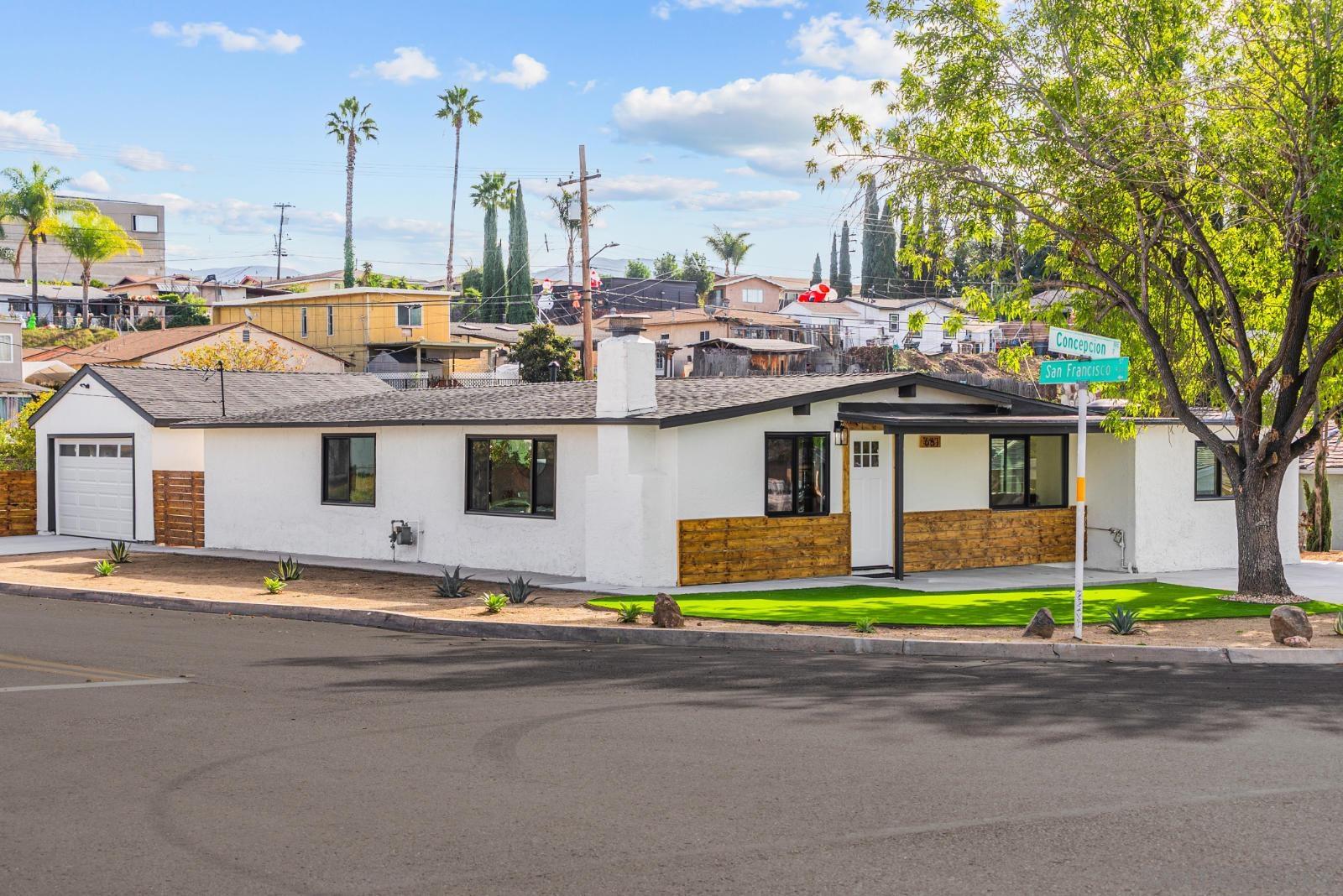 Detail Gallery Image 4 of 42 For 661  Concepcion, Spring Valley,  CA 91977 - 4 Beds | 2 Baths