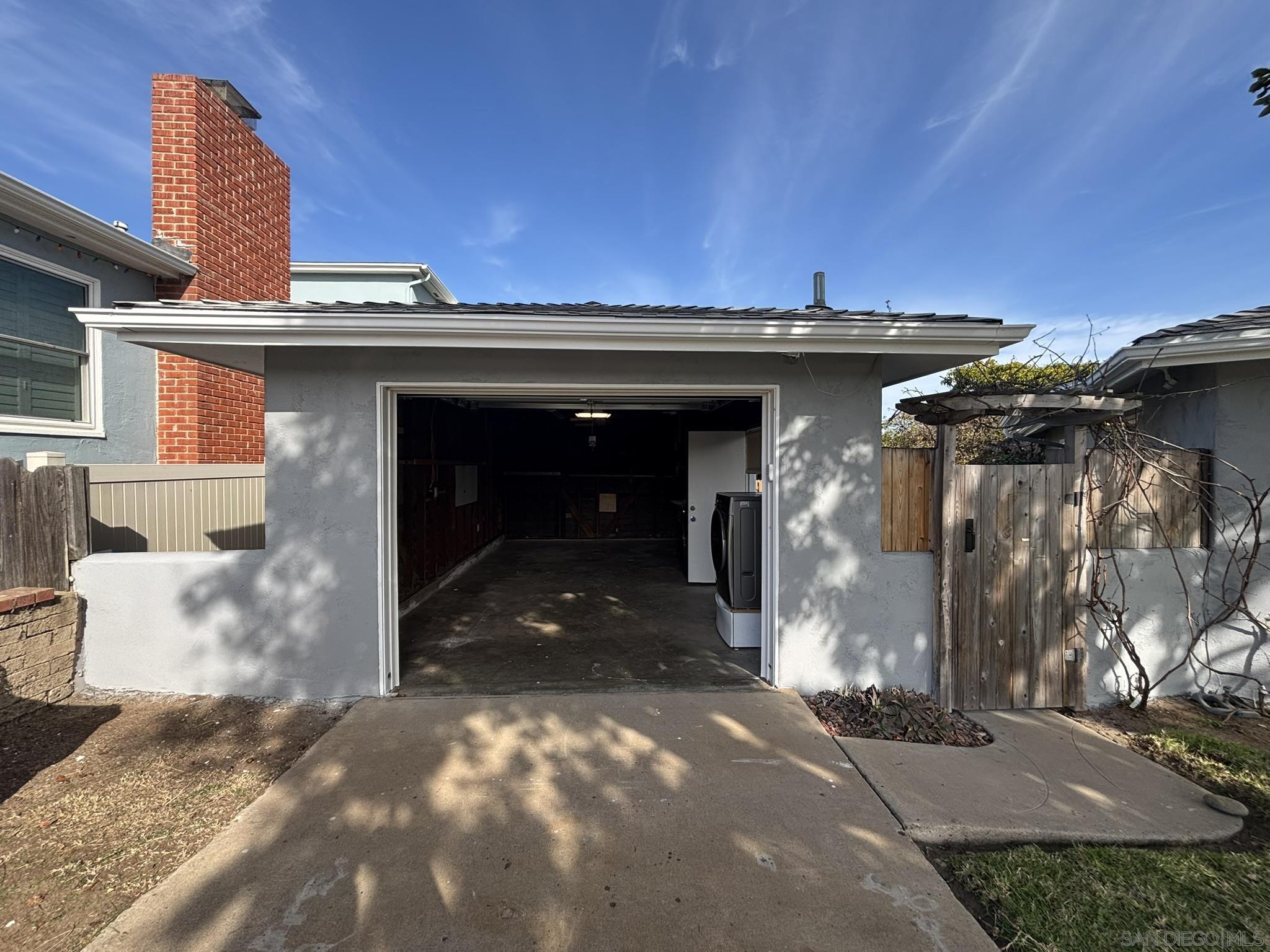 Detail Gallery Image 19 of 21 For 1676  Chatsworth Blvd, San Diego,  CA 92107 - 2 Beds | 1 Baths