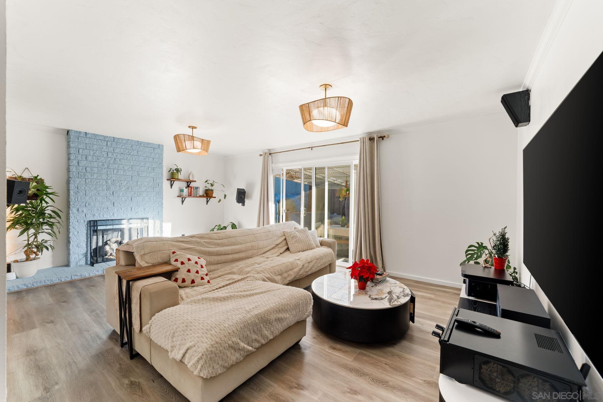 Detail Gallery Image 13 of 44 For 7111  Malta St, San Diego,  CA 92111 - 3 Beds | 2 Baths