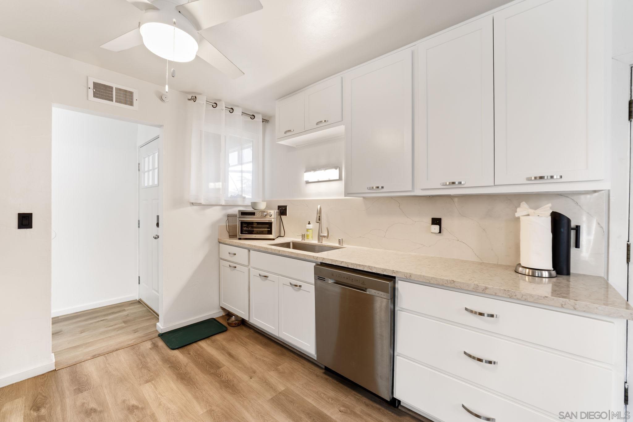 Detail Gallery Image 24 of 44 For 7111  Malta St, San Diego,  CA 92111 - 3 Beds | 2 Baths