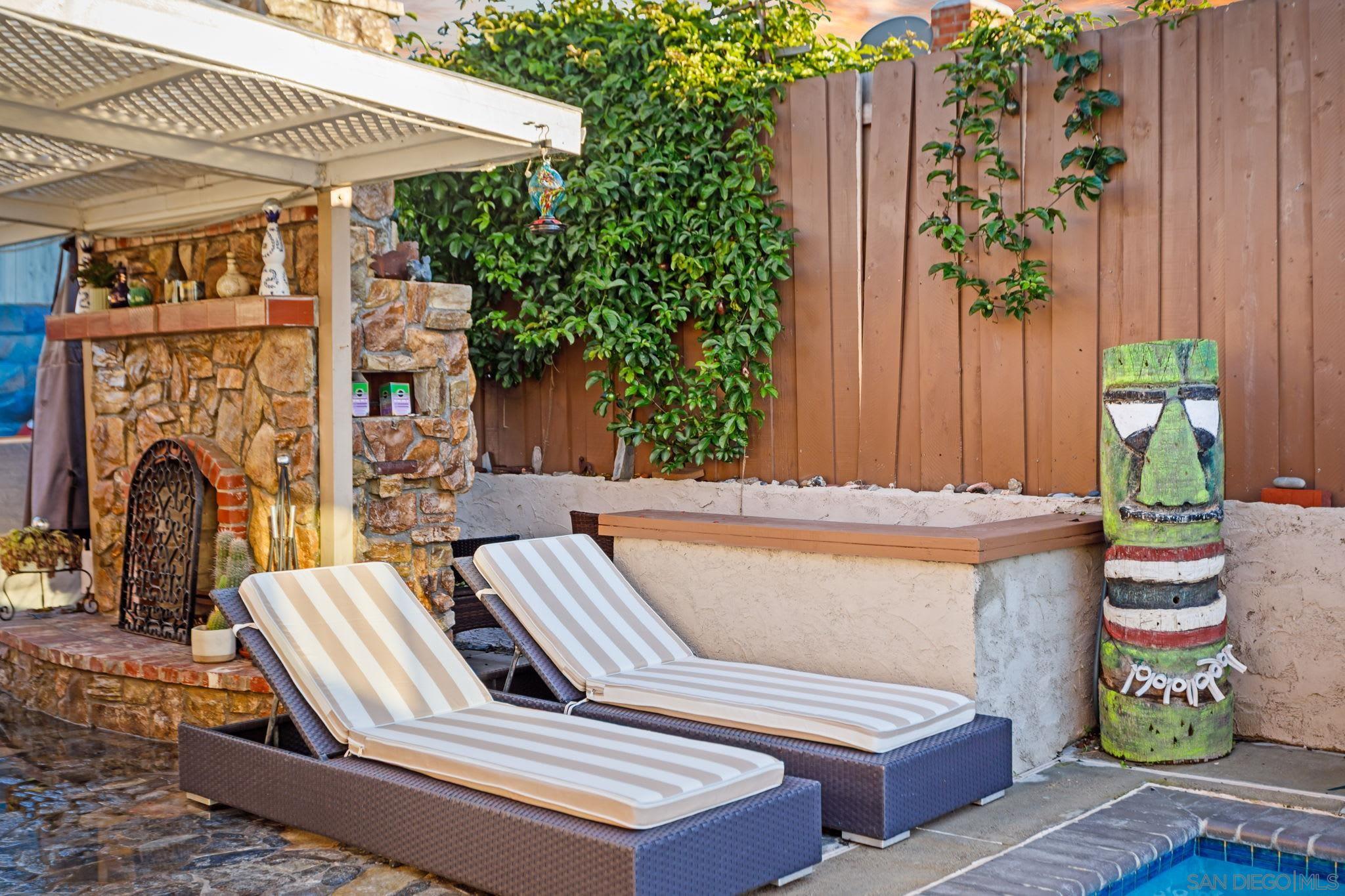 Detail Gallery Image 7 of 44 For 7111  Malta St, San Diego,  CA 92111 - 3 Beds | 2 Baths