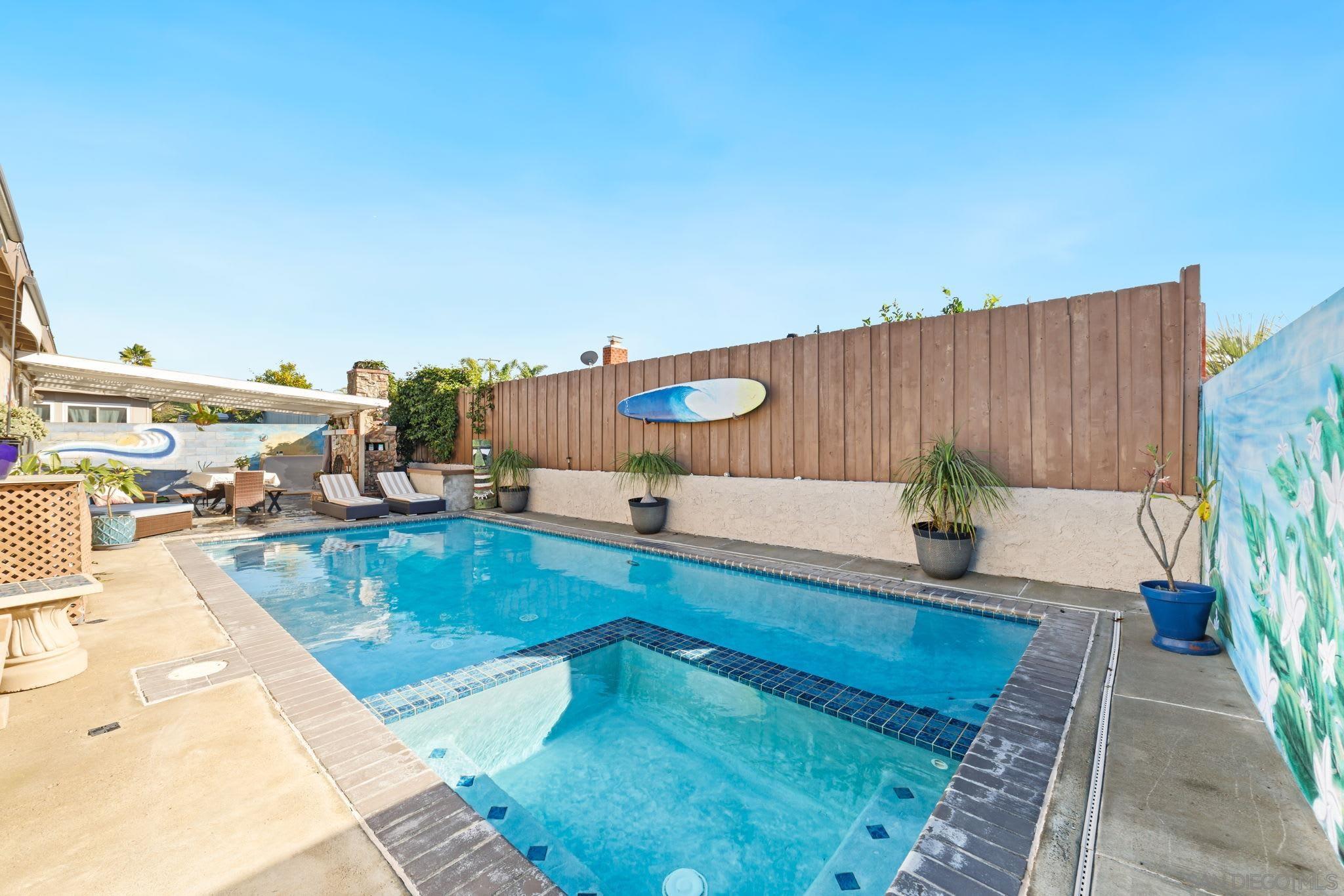 Detail Gallery Image 9 of 44 For 7111  Malta St, San Diego,  CA 92111 - 3 Beds | 2 Baths