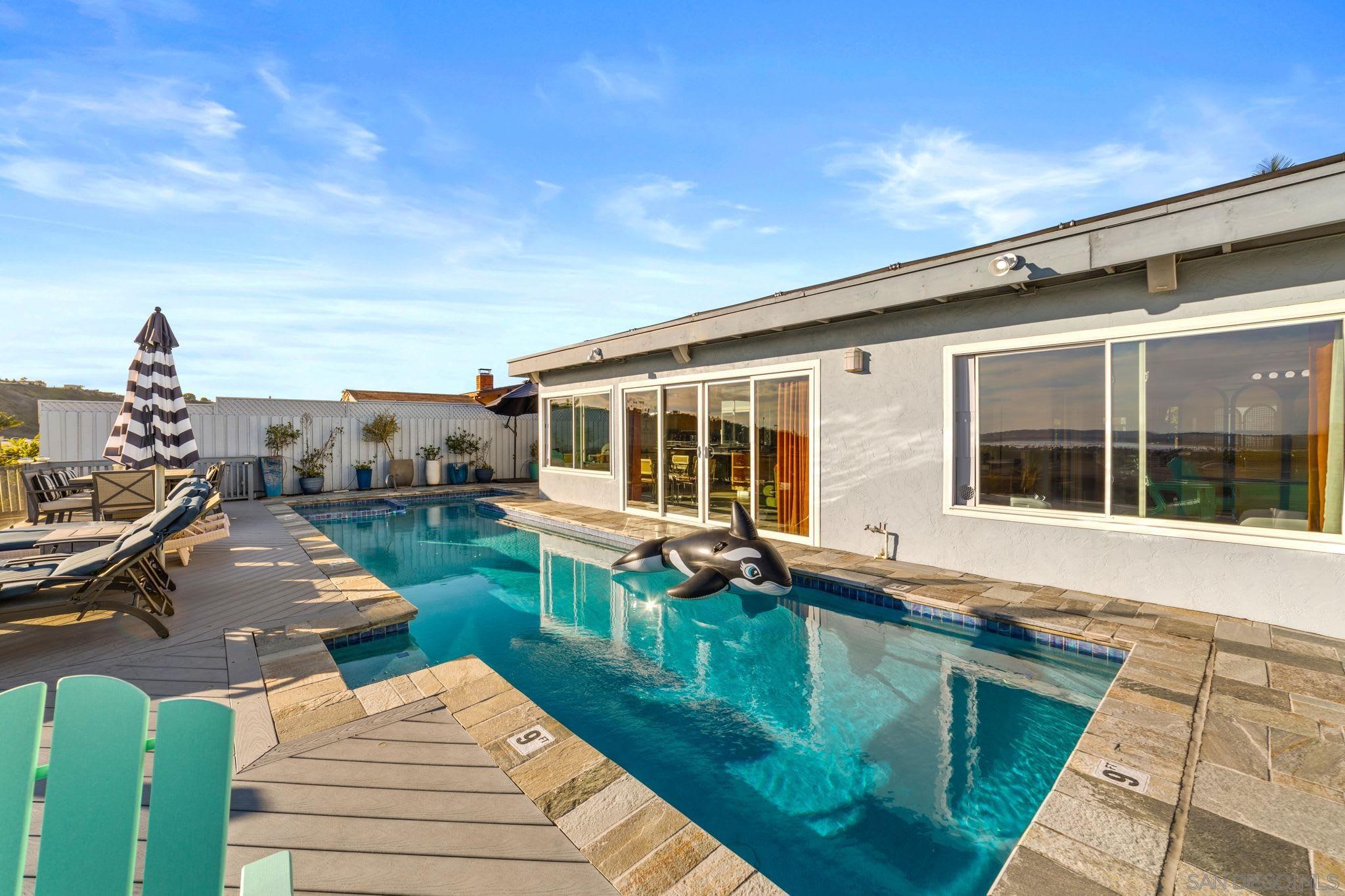 Detail Gallery Image 9 of 47 For 3081  Nute Way, San Diego,  CA 92117 - 3 Beds | 2 Baths