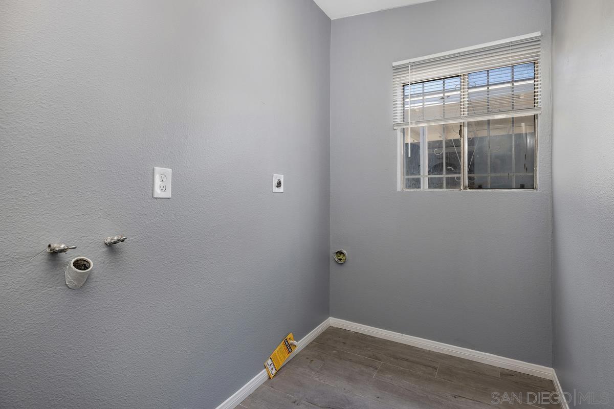 Detail Gallery Image 16 of 31 For Gregory St, San Diego,  CA 92113 - – Beds | – Baths