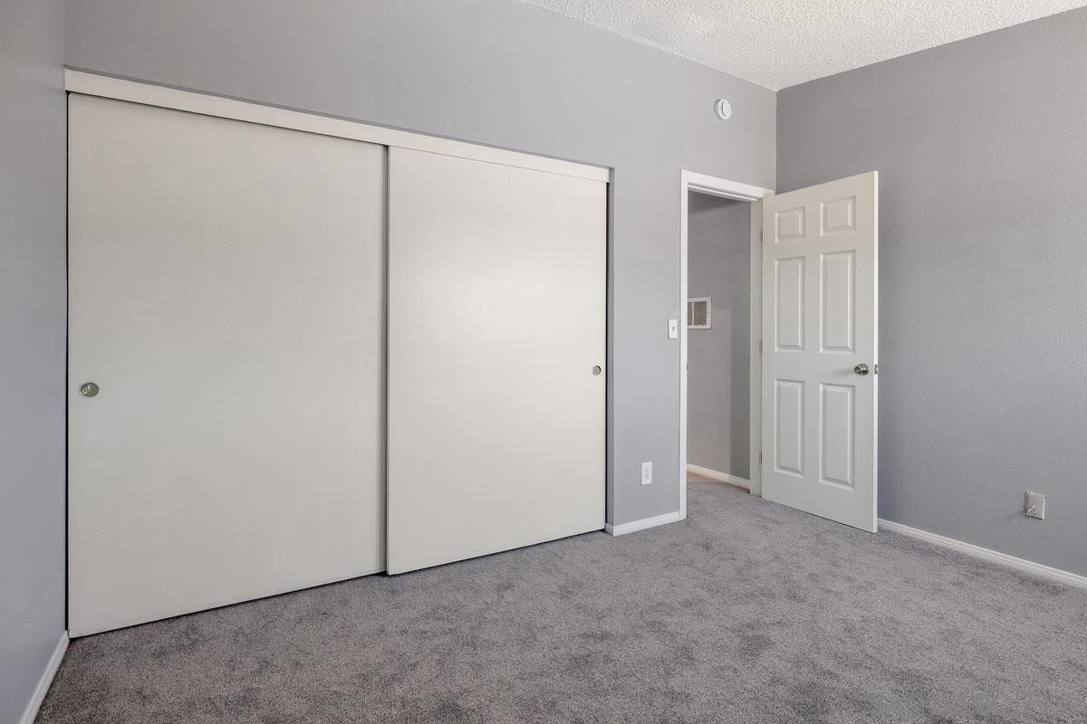 Detail Gallery Image 19 of 31 For Gregory St, San Diego,  CA 92113 - – Beds | – Baths