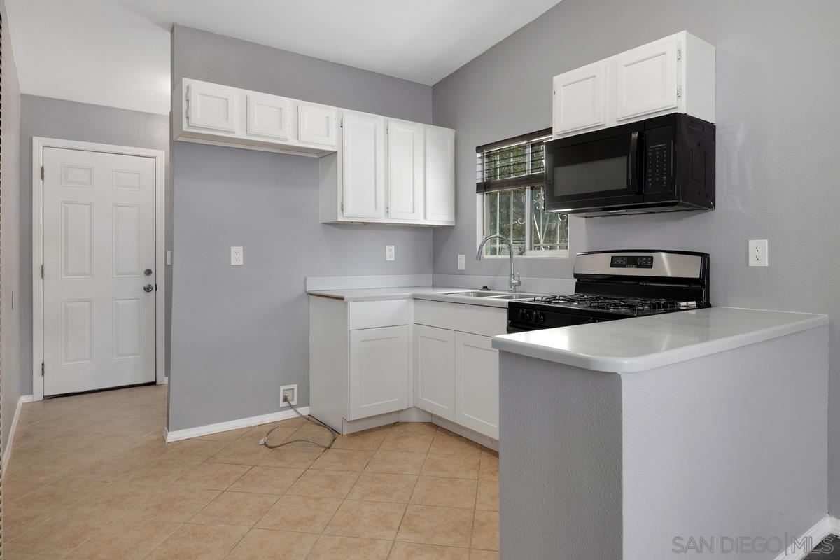 Detail Gallery Image 25 of 31 For Gregory St, San Diego,  CA 92113 - – Beds | – Baths