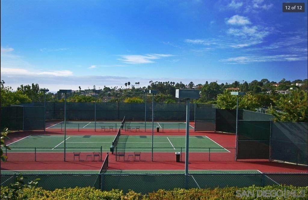 Detail Gallery Image 32 of 33 For 5743  Caminito Empresa, La Jolla,  CA 92037 - 3 Beds | 2/1 Baths