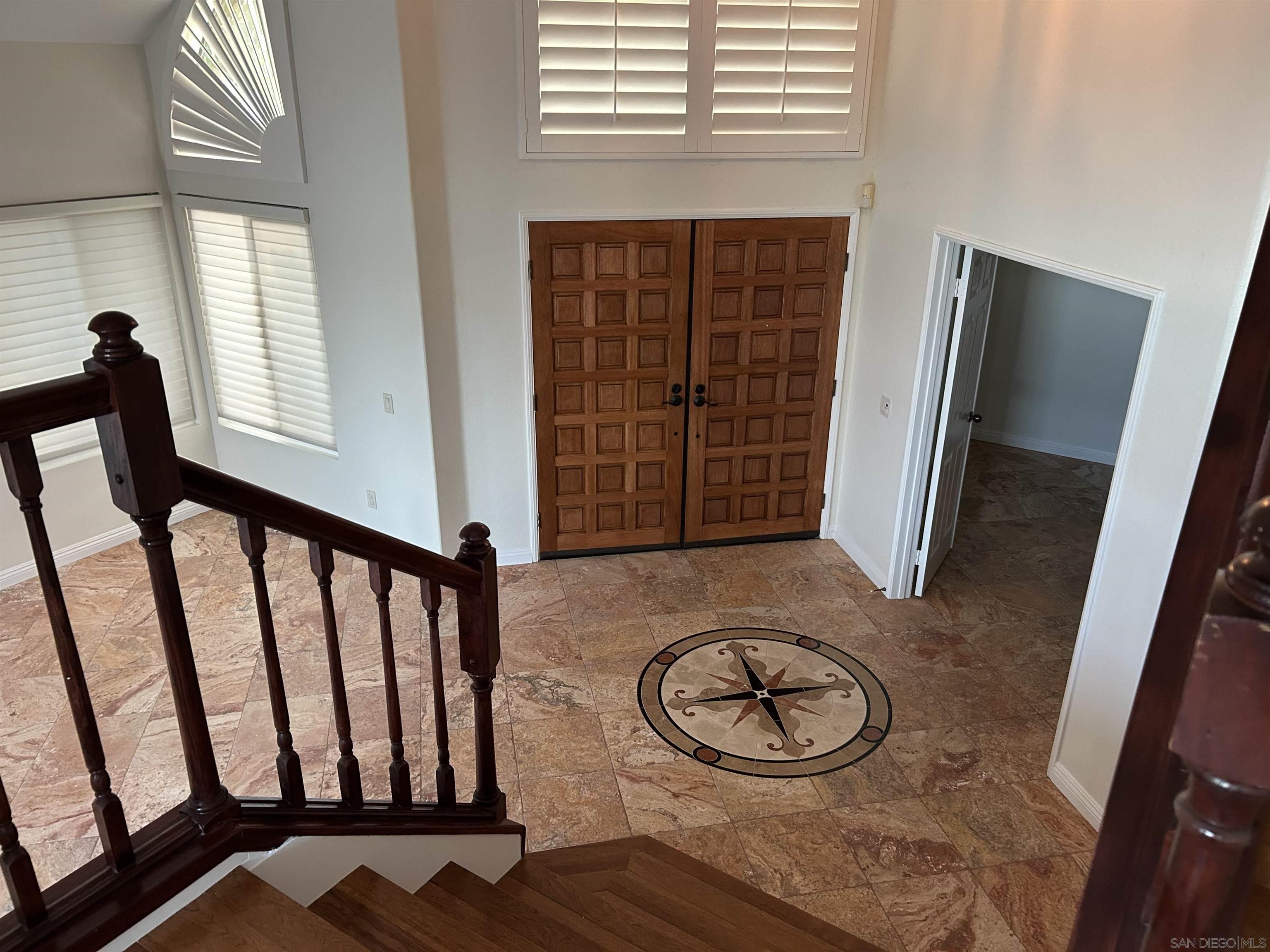 Detail Gallery Image 3 of 34 For 16521  Calle Pulido, San Diego,  CA 92128 - 5 Beds | 3 Baths