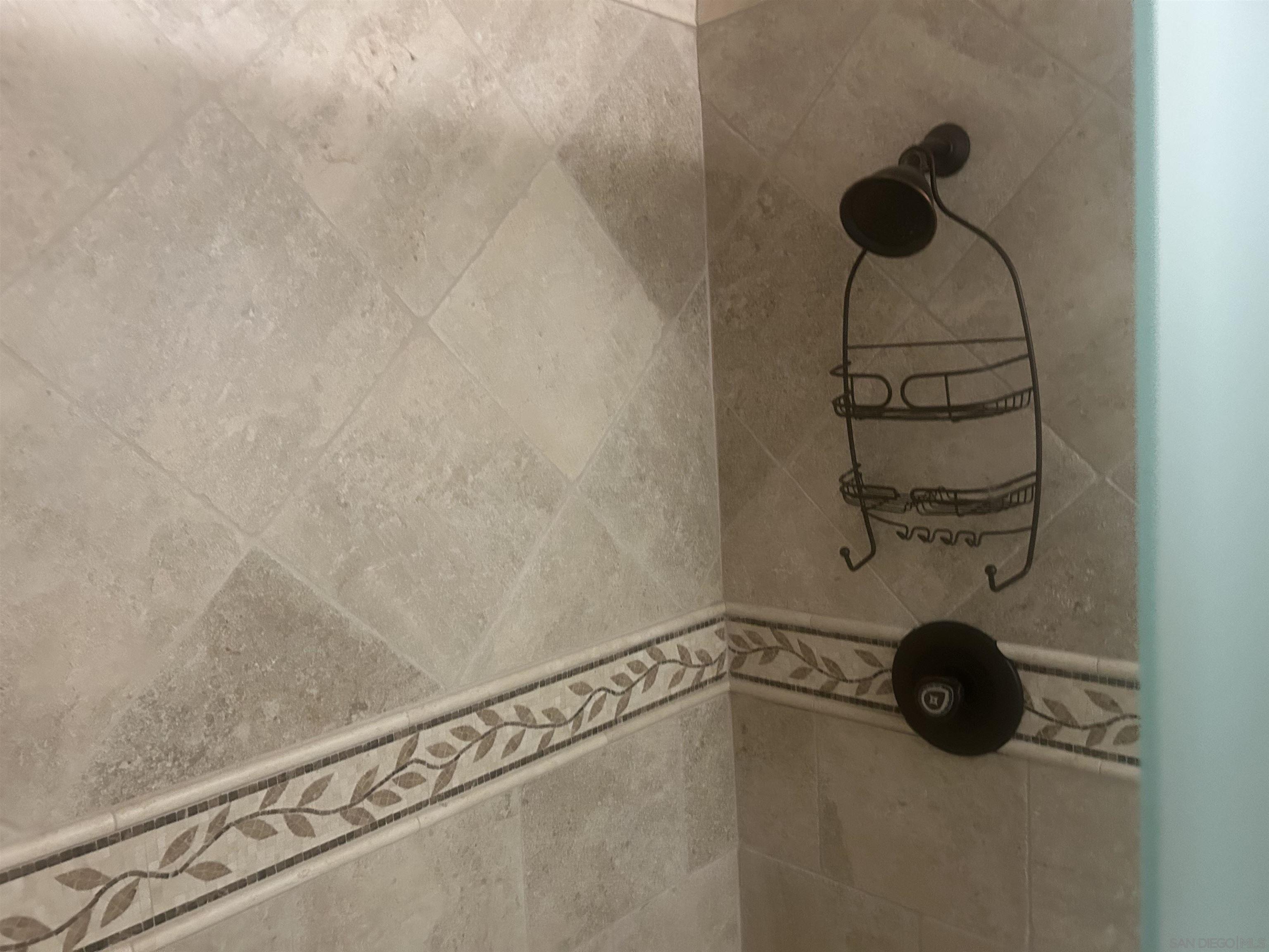 Detail Gallery Image 25 of 34 For 16521  Calle Pulido, San Diego,  CA 92128 - 5 Beds | 3 Baths