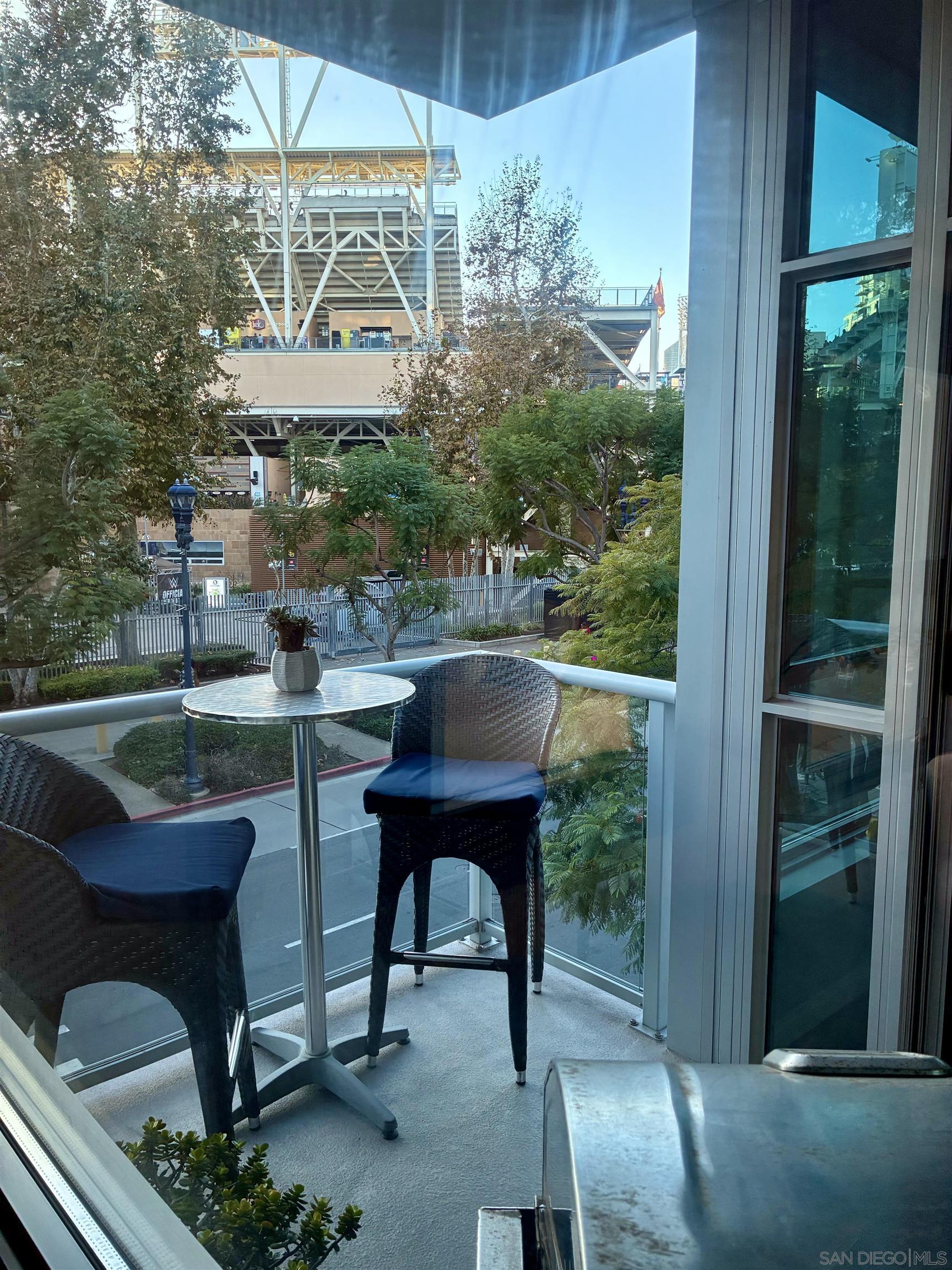 Detail Gallery Image 19 of 75 For 206  Park Blvd.  203, San Diego,  CA 92101 - 2 Beds | 2 Baths