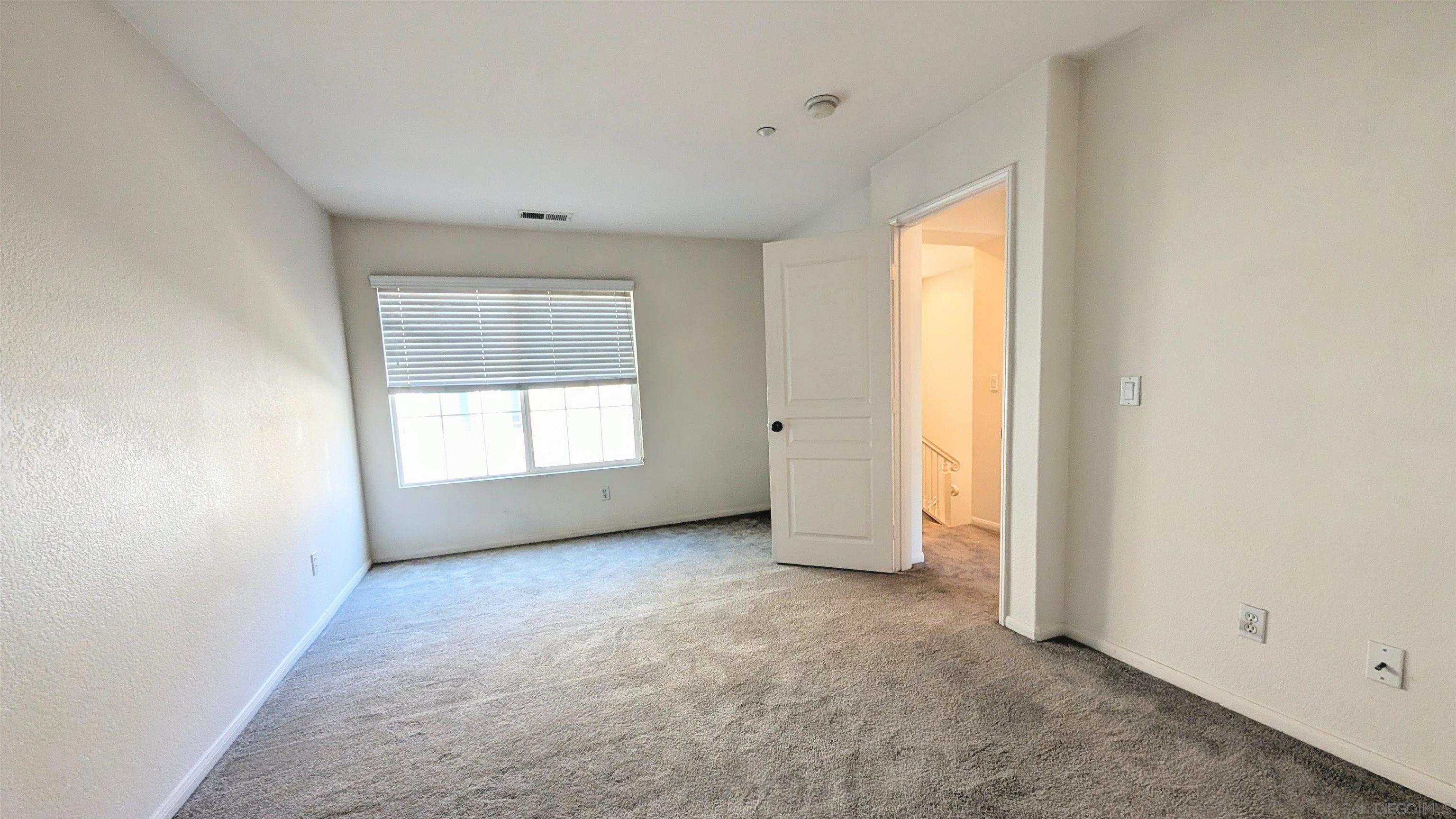 Detail Gallery Image 12 of 21 For 729  Kellogg Street, San Marcos,  CA 92078 - 3 Beds | 3 Baths