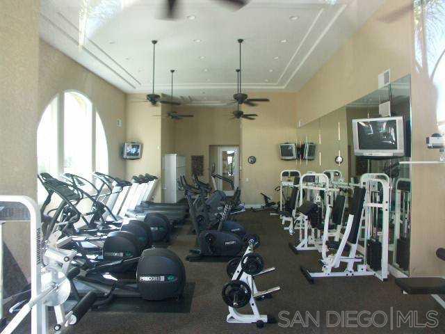 Detail Gallery Image 19 of 21 For 729  Kellogg Street, San Marcos,  CA 92078 - 3 Beds | 3 Baths