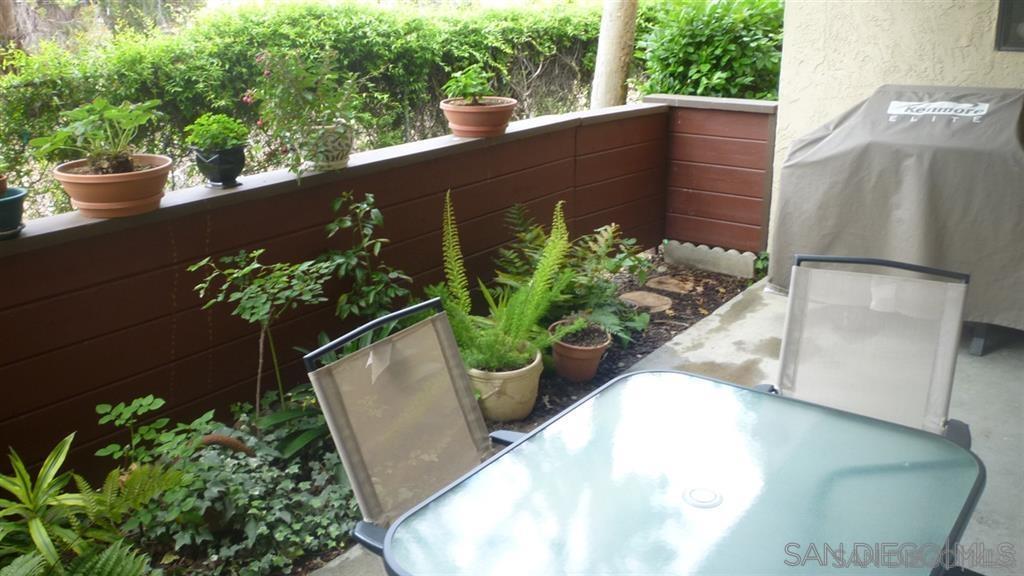 Detail Gallery Image 7 of 19 For 8434  Summerdale Rd  B, San Diego,  CA 92126 - 2 Beds | 1/1 Baths