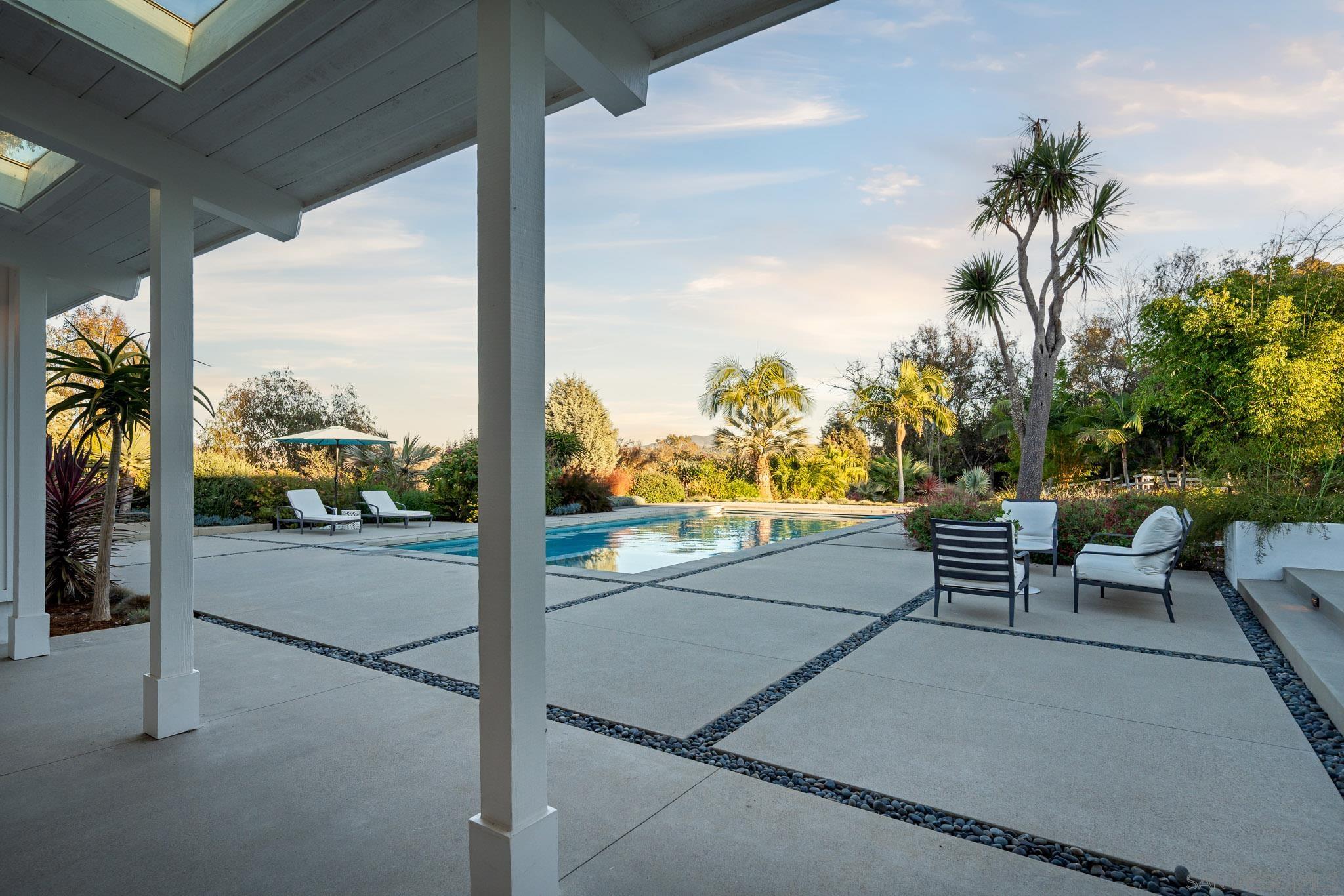 Detail Gallery Image 23 of 56 For 16039  via Del Alba, Rancho Santa Fe,  CA 92067 - 5 Beds | 3/1 Baths