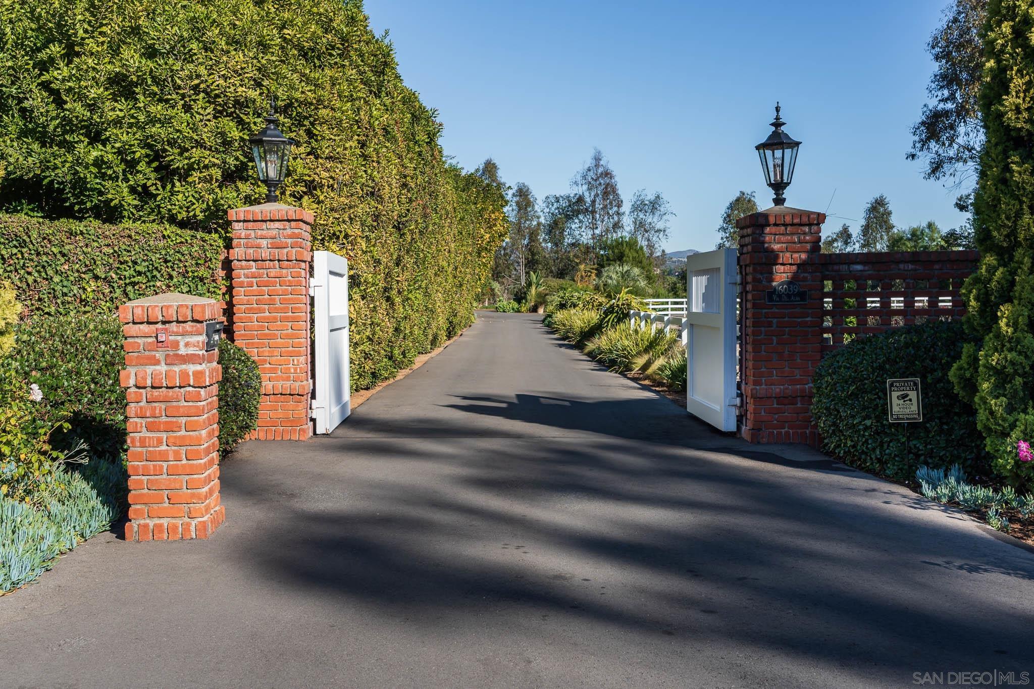 Detail Gallery Image 55 of 56 For 16039  via Del Alba, Rancho Santa Fe,  CA 92067 - 5 Beds | 3/1 Baths