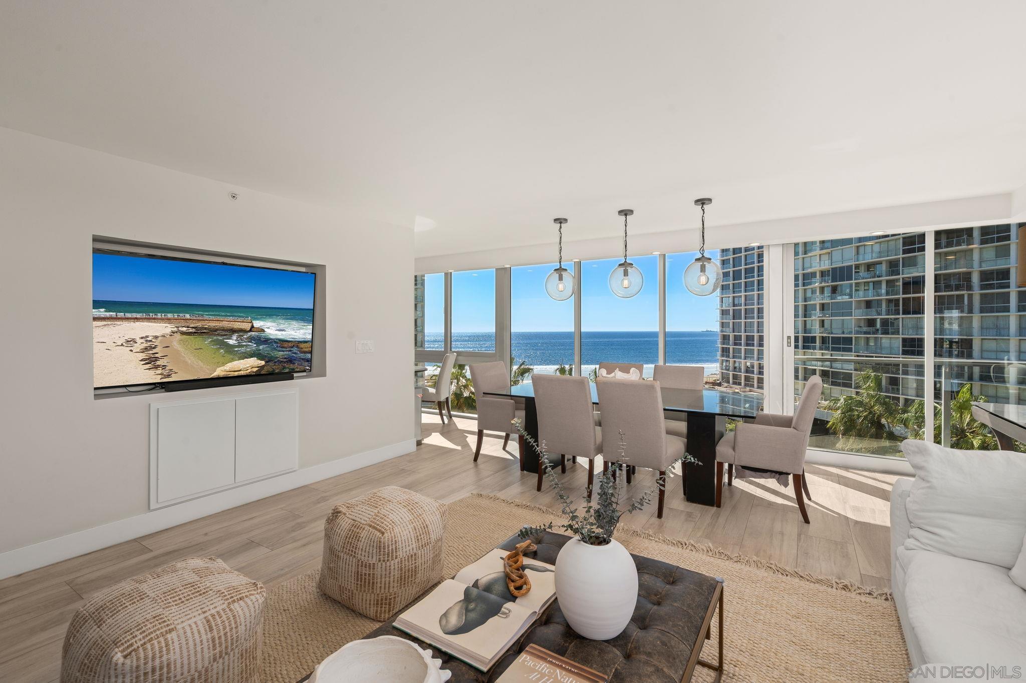 Detail Gallery Image 10 of 32 For 1750  Avenida Del Mundo  #504,  Coronado,  CA 92118 - 3 Beds | 3 Baths