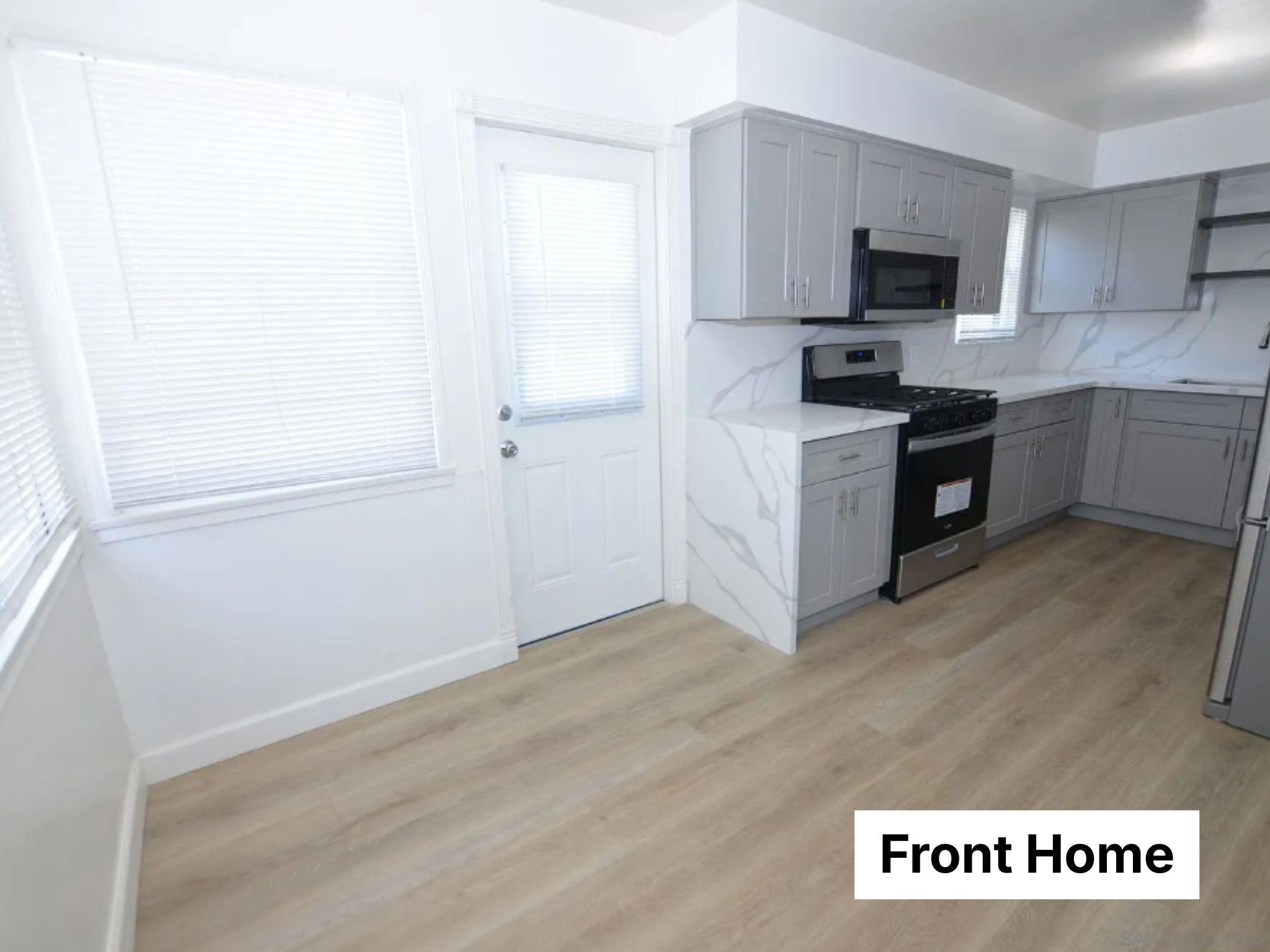 Detail Gallery Image 4 of 41 For 326-28  H Ave, Coronado,  CA 92118 - – Beds | – Baths