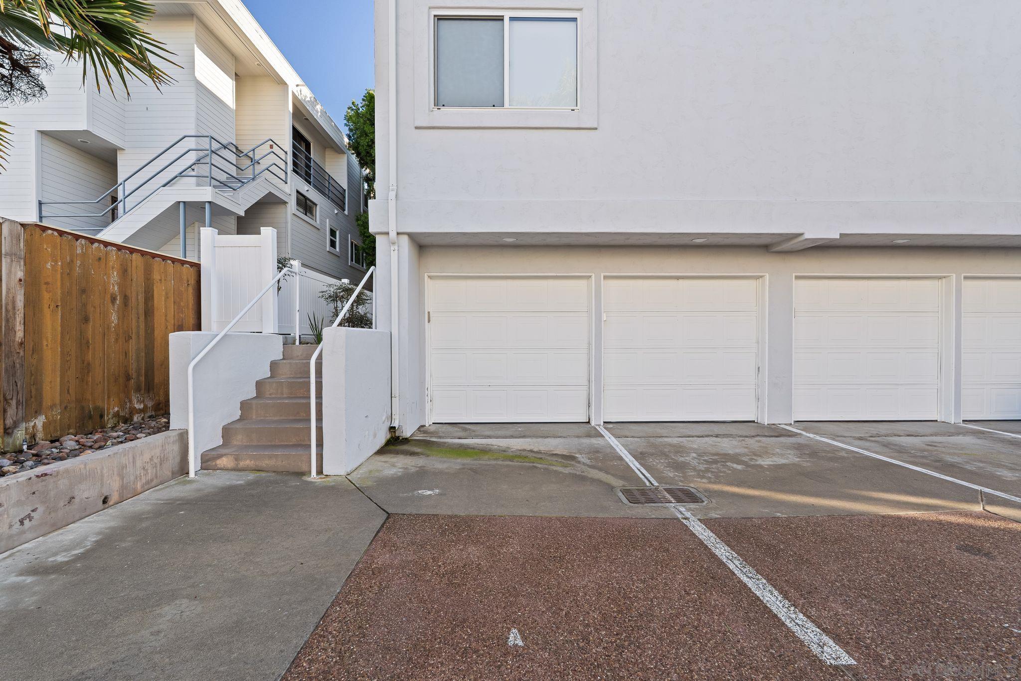 Detail Gallery Image 38 of 44 For 1177  Pacific Beach Drive  #a,  San Diego,  CA 92109 - 3 Beds | 2 Baths