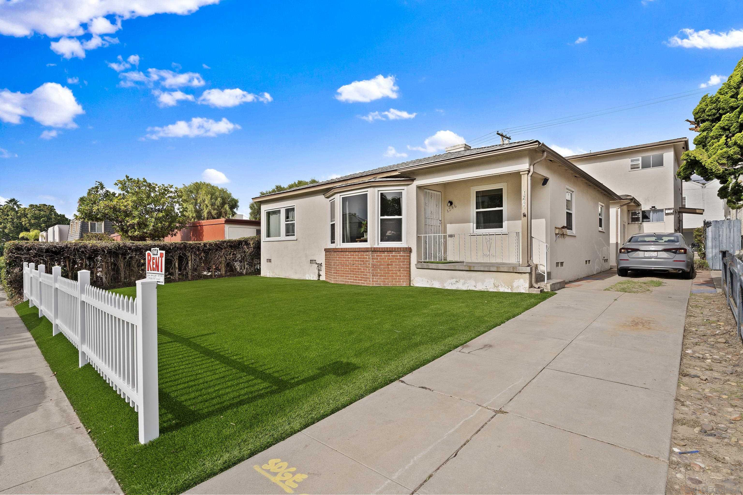 Front Image Thumbnail for SD250045766