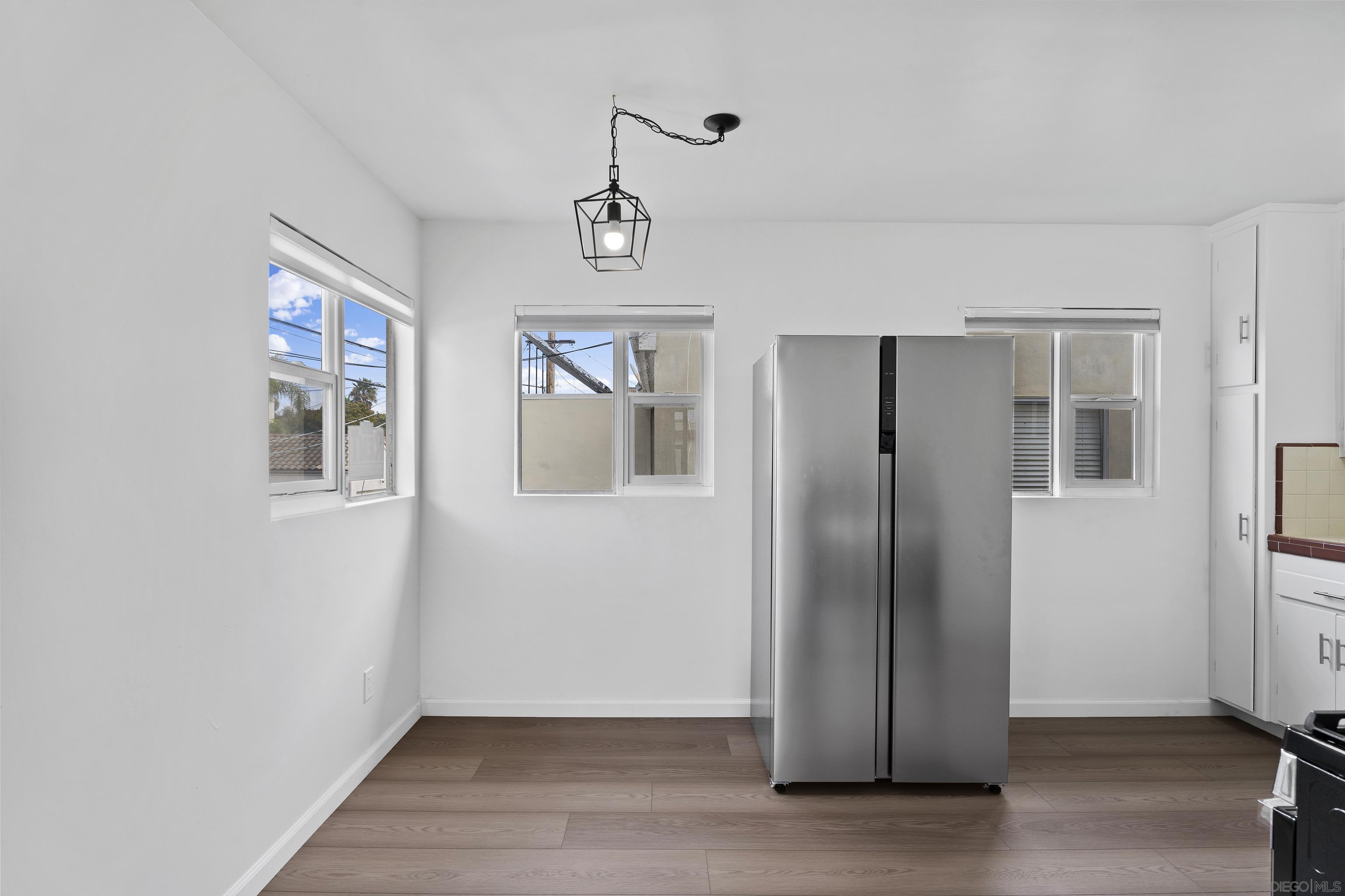 Detail Gallery Image 12 of 35 For 1250  Pacific Beach Dr, San Diego,  CA 92109 - 2 Beds | 1 Baths