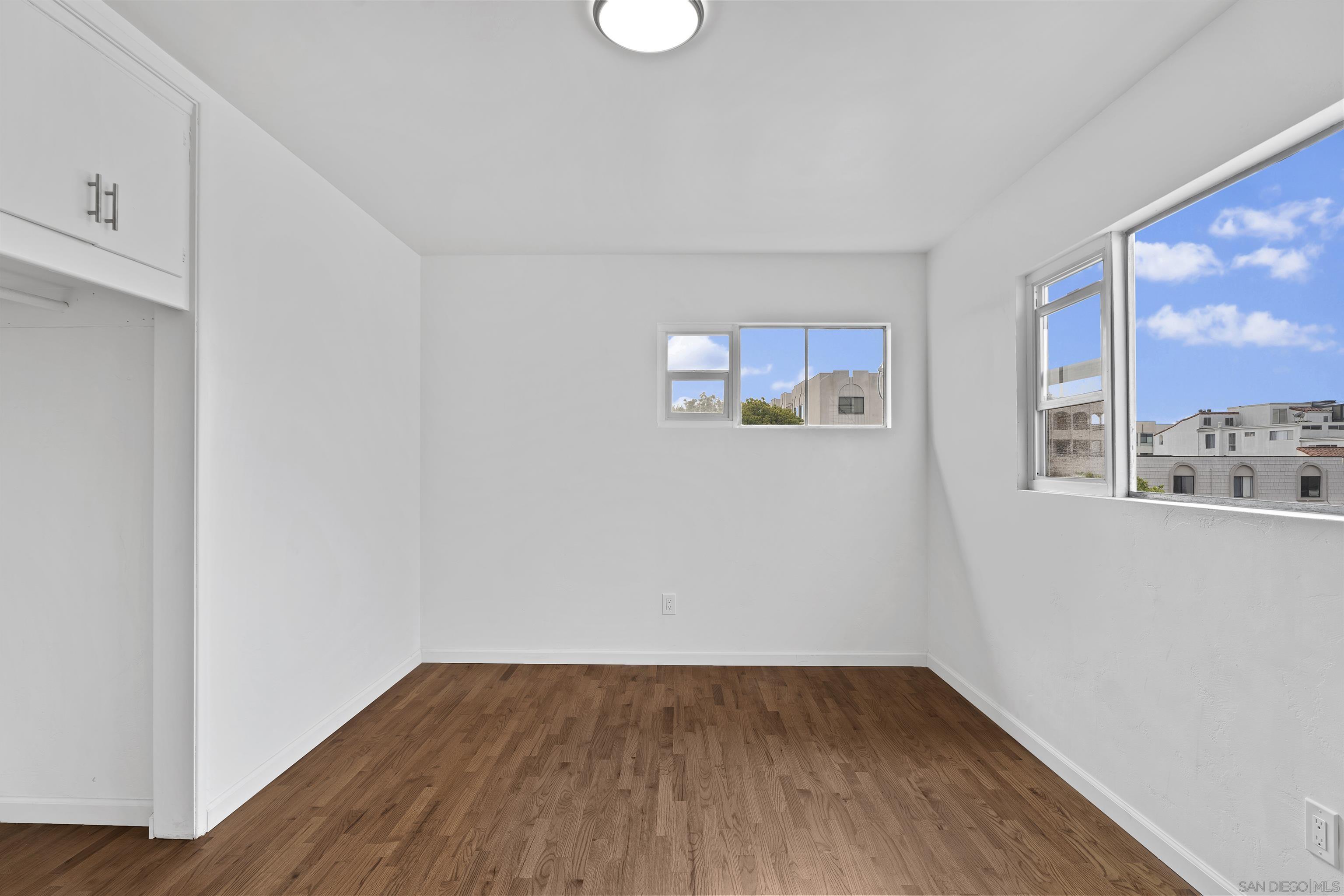 Detail Gallery Image 26 of 35 For 1250  Pacific Beach Dr, San Diego,  CA 92109 - 2 Beds | 1 Baths