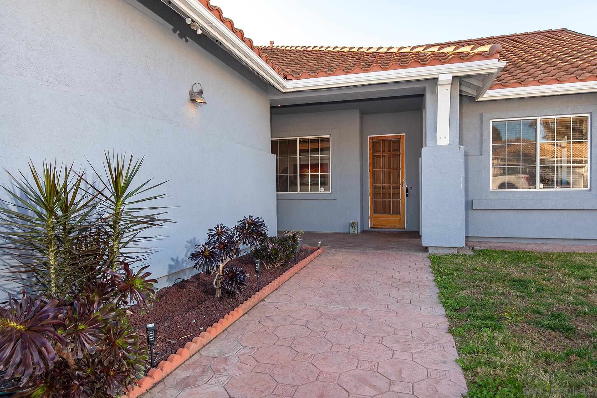 Detail Gallery Image 15 of 63 For 1106  Paseo Marguerita, Chula Vista,  CA 91910 - 4 Beds | 3 Baths