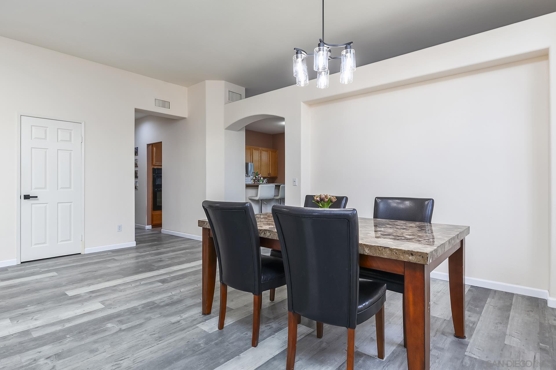 Detail Gallery Image 22 of 63 For 1106  Paseo Marguerita, Chula Vista,  CA 91910 - 4 Beds | 3 Baths