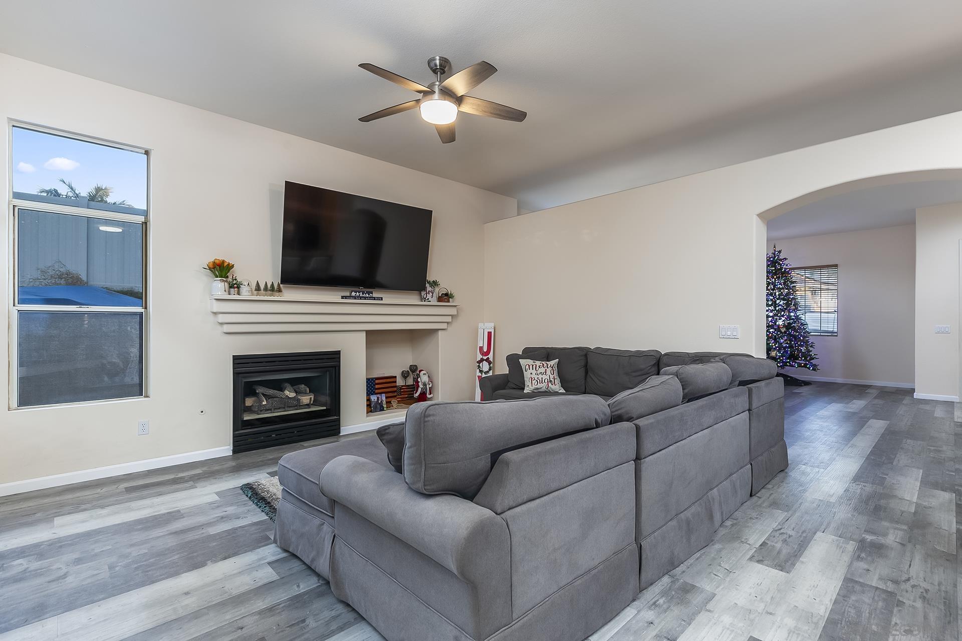 Detail Gallery Image 25 of 63 For 1106  Paseo Marguerita, Chula Vista,  CA 91910 - 4 Beds | 3 Baths