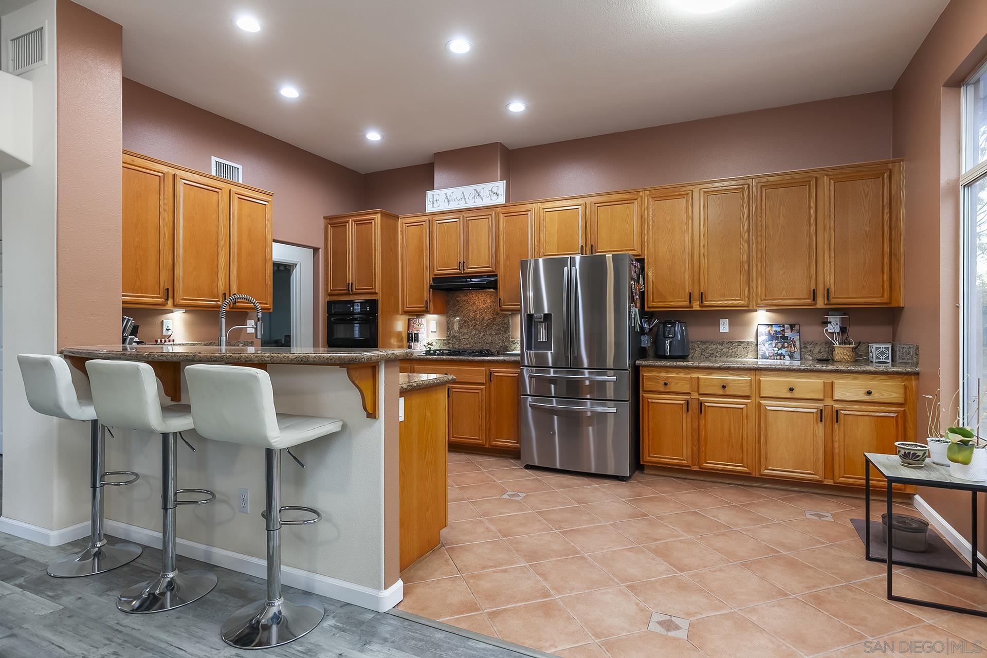 Detail Gallery Image 28 of 63 For 1106  Paseo Marguerita, Chula Vista,  CA 91910 - 4 Beds | 3 Baths