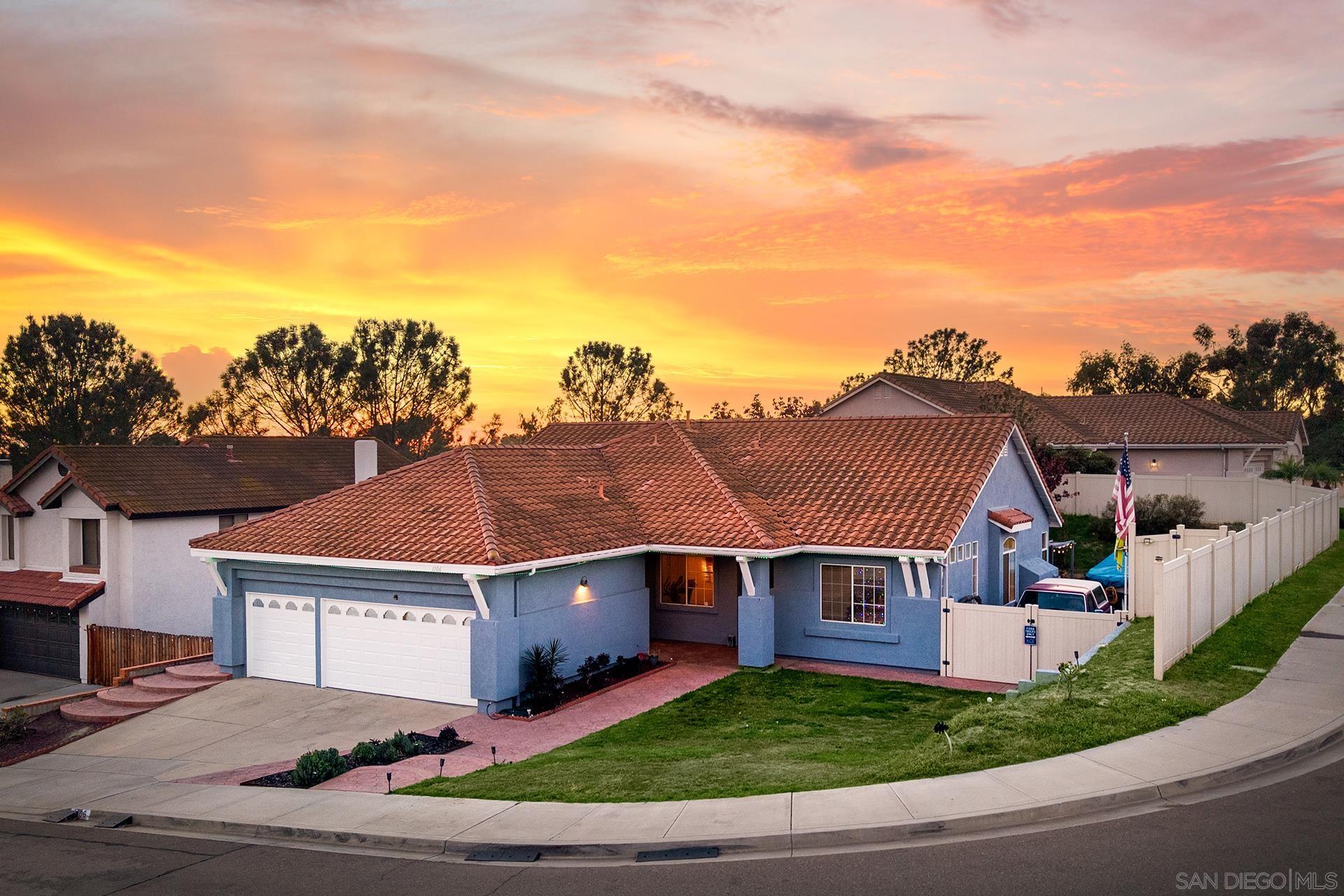 Detail Gallery Image 4 of 63 For 1106  Paseo Marguerita, Chula Vista,  CA 91910 - 4 Beds | 3 Baths