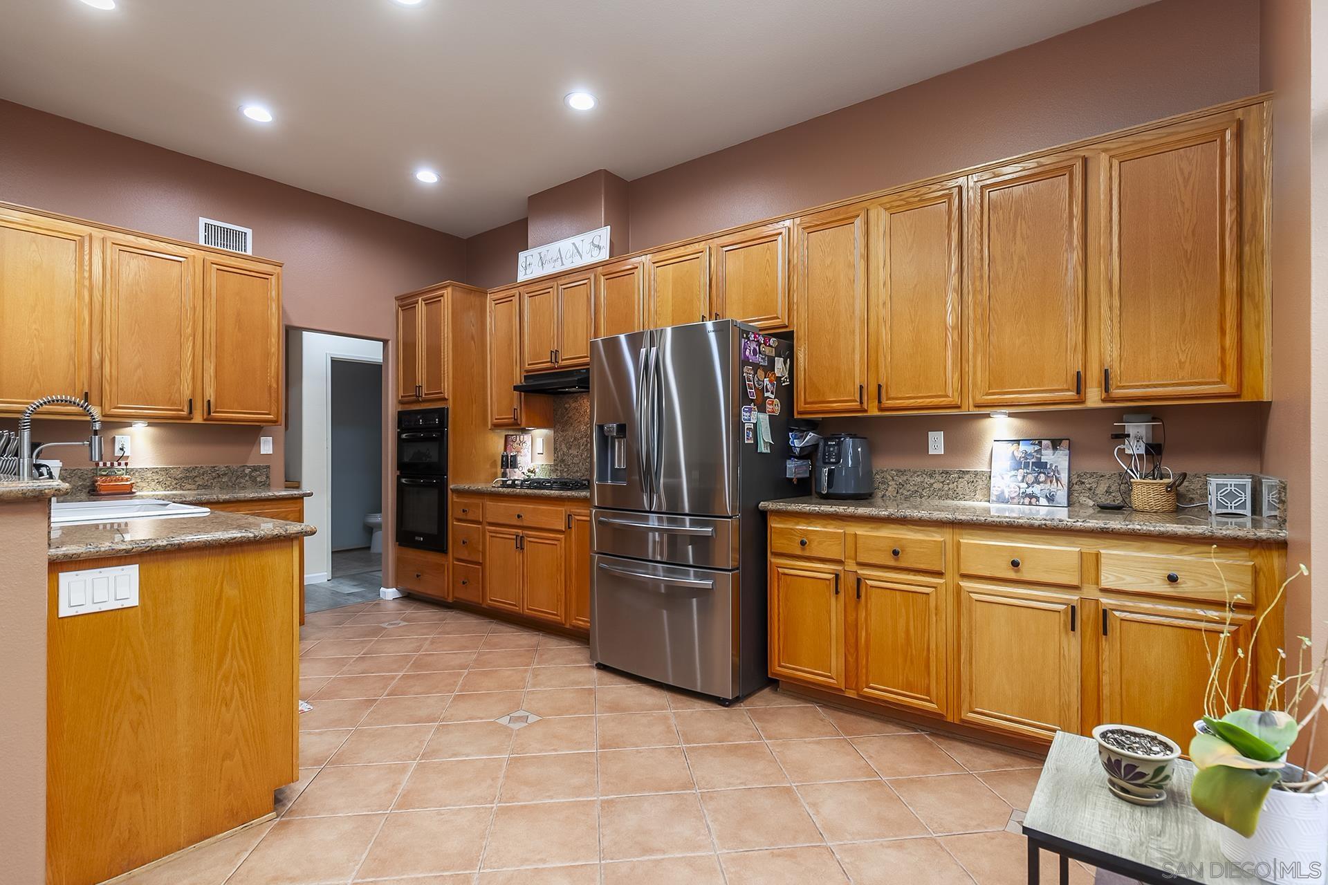 Detail Gallery Image 31 of 63 For 1106  Paseo Marguerita, Chula Vista,  CA 91910 - 4 Beds | 3 Baths