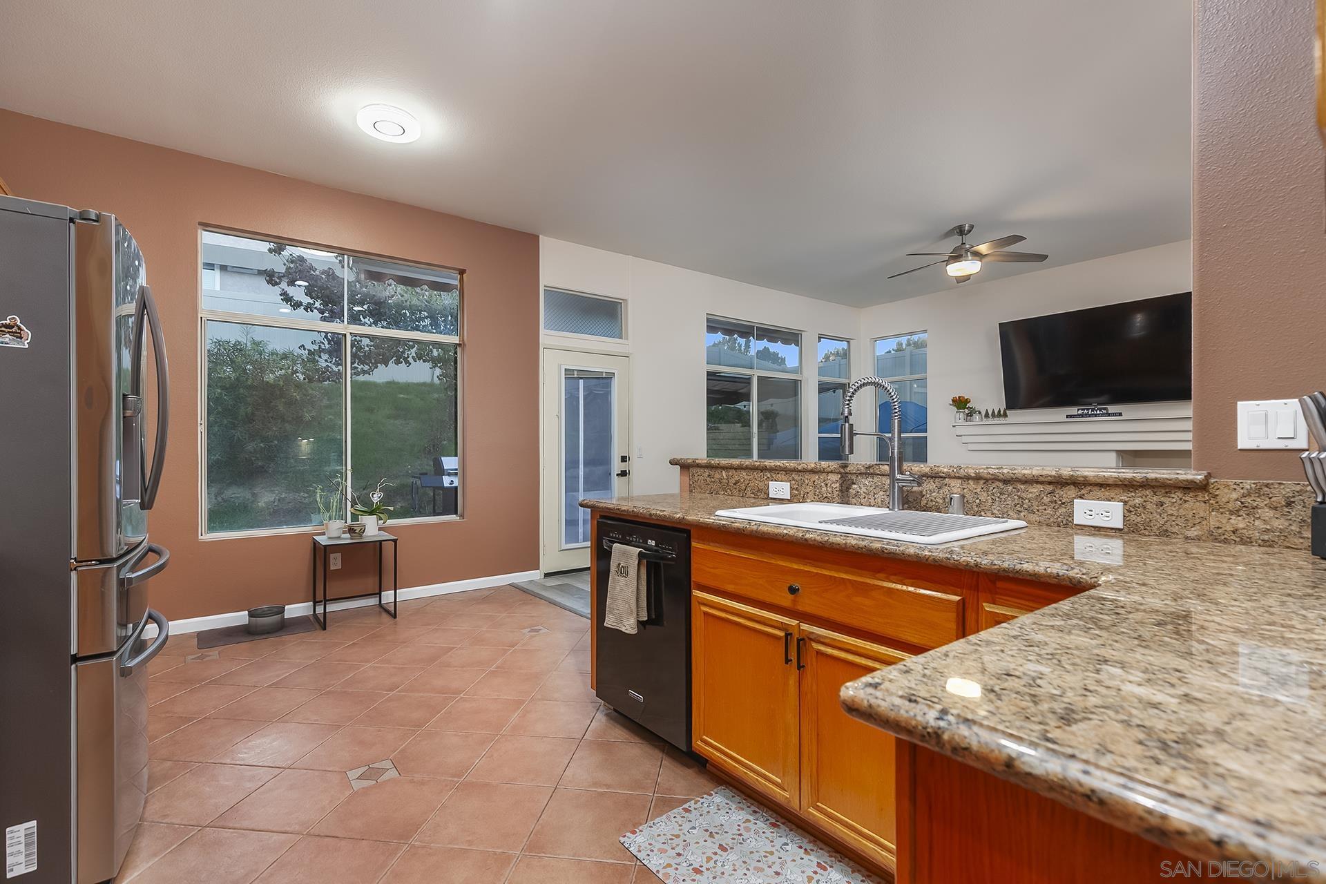 Detail Gallery Image 33 of 63 For 1106  Paseo Marguerita, Chula Vista,  CA 91910 - 4 Beds | 3 Baths