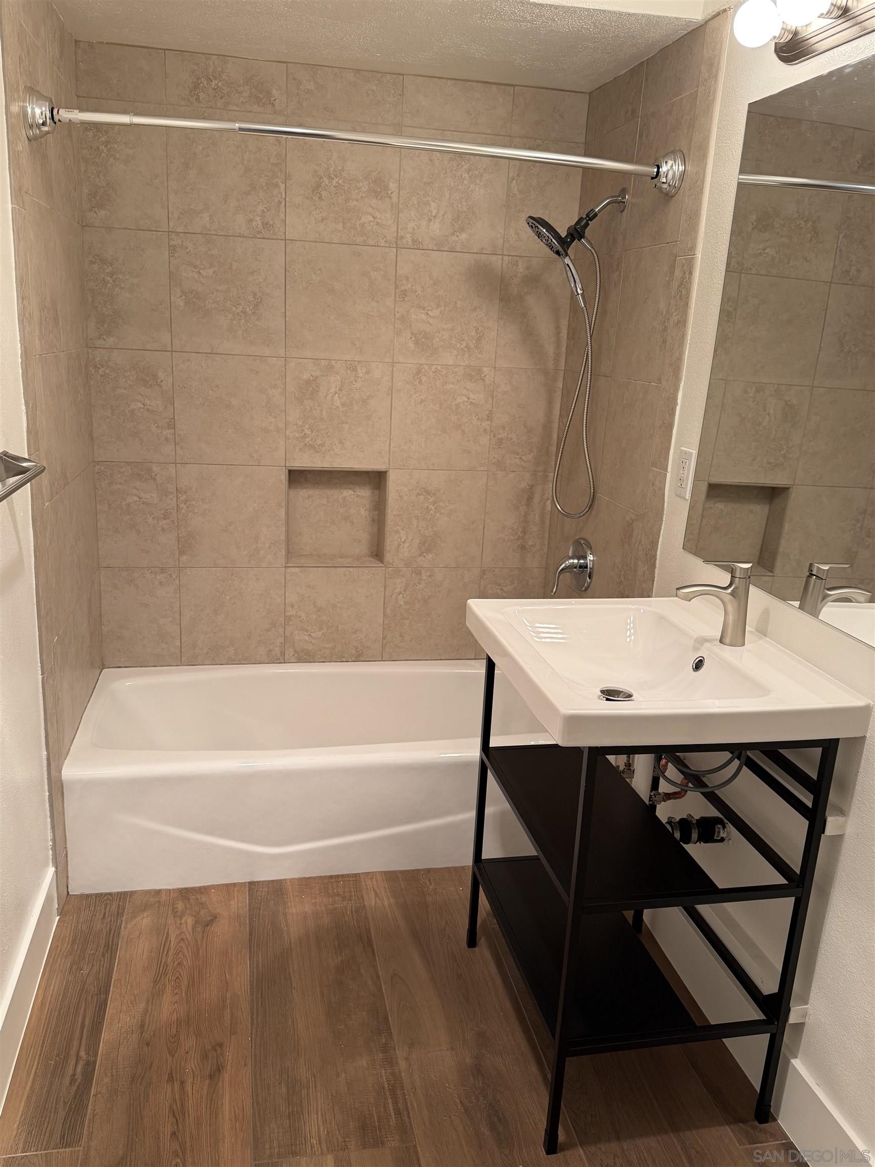 Detail Gallery Image 20 of 20 For 2914  Governor Dr, San Diego,  CA 92122 - 4 Beds | 2 Baths