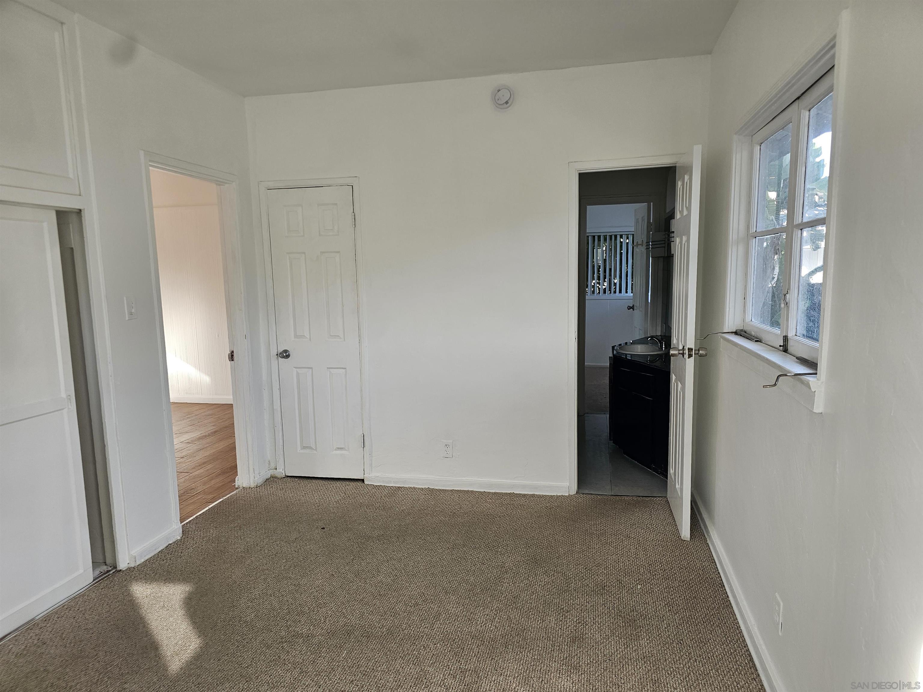 Detail Gallery Image 8 of 22 For 4014  Oregon St, San Diego,  CA 92104 - 2 Beds | 1 Baths