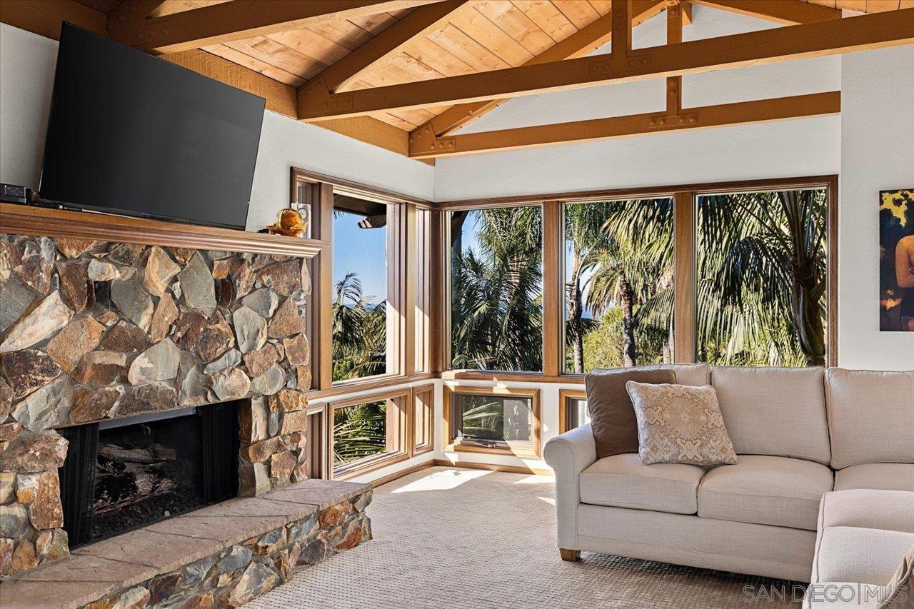 Detail Gallery Image 3 of 26 For 714  Passiflora Ave, Encinitas,  CA 92024 - 3 Beds | 2/1 Baths