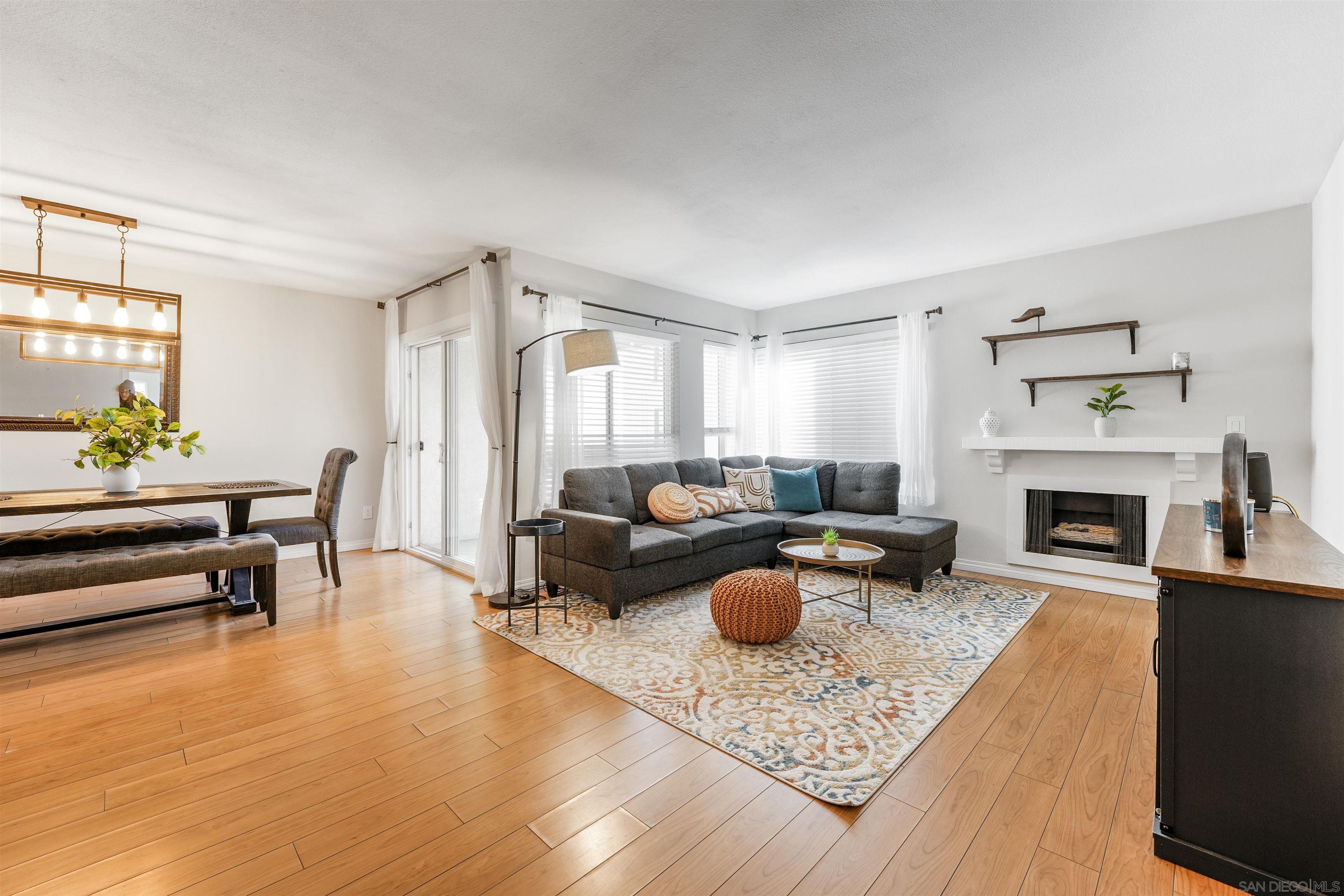 Detail Gallery Image 3 of 48 For 6747  Friars Rd  113, San Diego,  CA 92108 - 3 Beds | 2 Baths