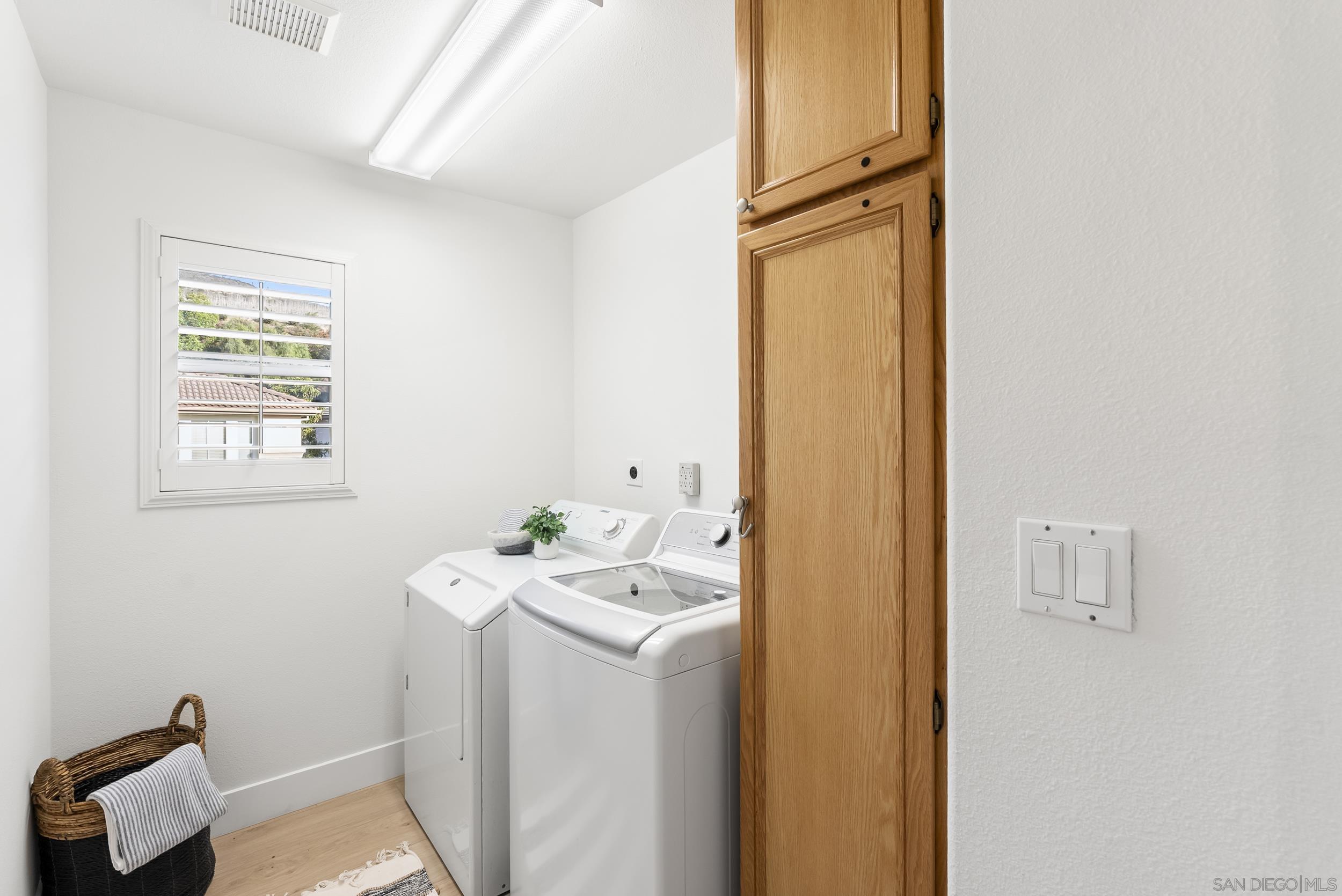 Detail Gallery Image 35 of 45 For 11901  Westview Pkwy, San Diego,  CA 92126 - 5 Beds | 3 Baths