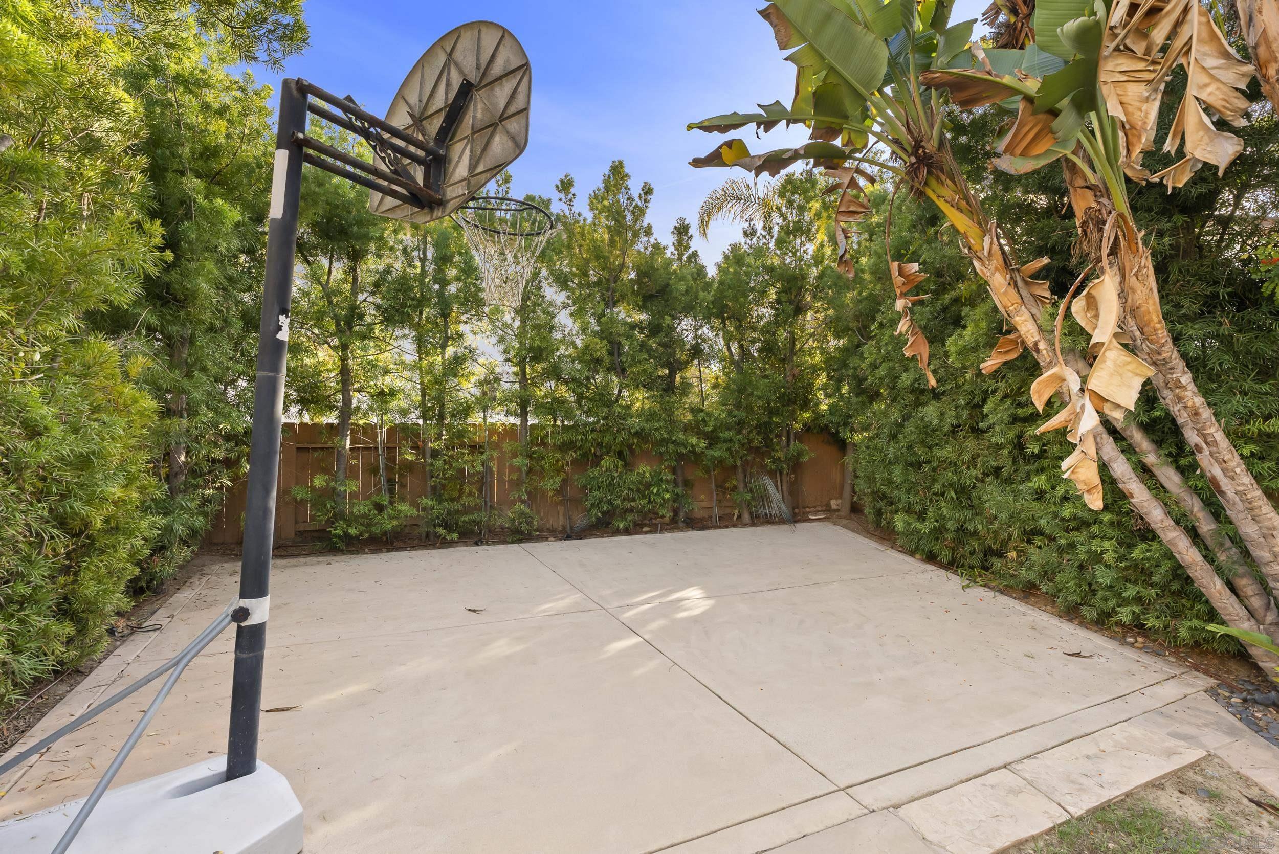 Detail Gallery Image 37 of 45 For 11901  Westview Pkwy, San Diego,  CA 92126 - 5 Beds | 3 Baths